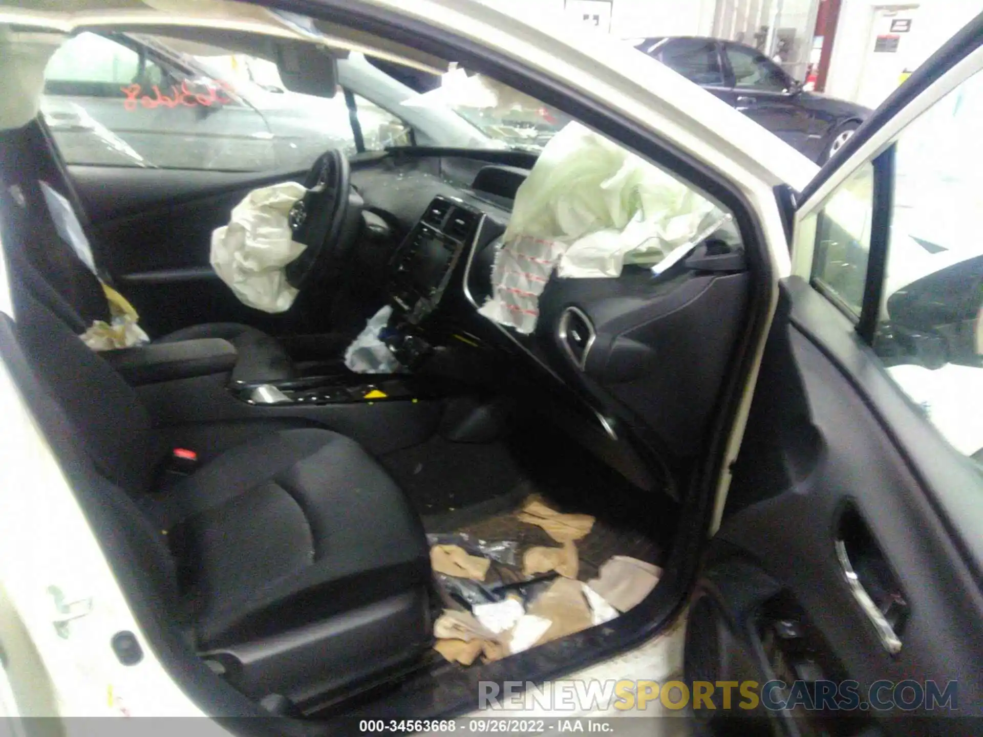 5 Photograph of a damaged car JTDKARFP3L3126046 TOYOTA PRIUS PRIME 2020