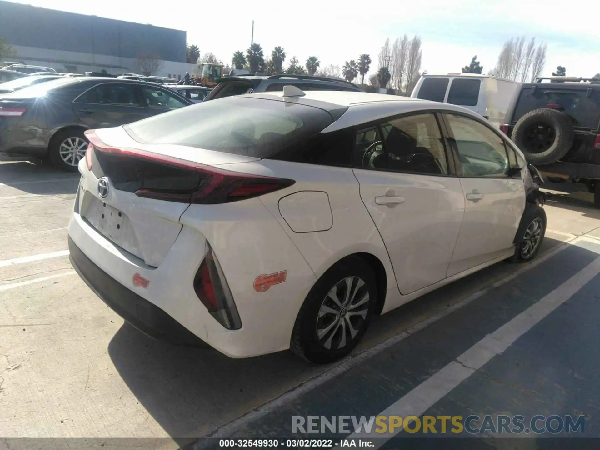 4 Фотография поврежденного автомобиля JTDKARFP3L3129884 TOYOTA PRIUS PRIME 2020