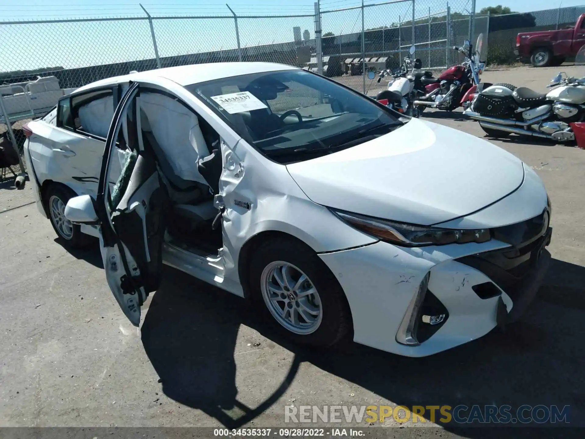 1 Photograph of a damaged car JTDKARFP3L3144076 TOYOTA PRIUS PRIME 2020