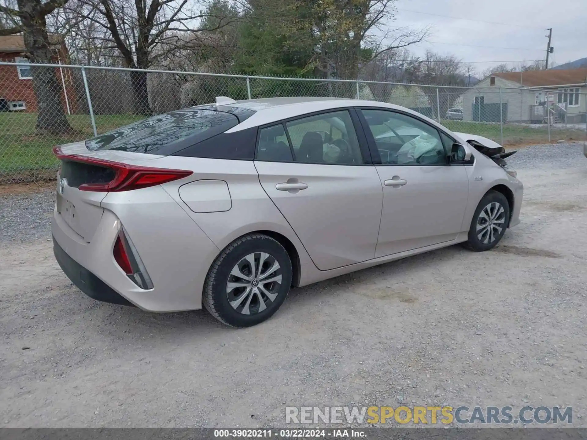 4 Photograph of a damaged car JTDKARFP4L3126525 TOYOTA PRIUS PRIME 2020