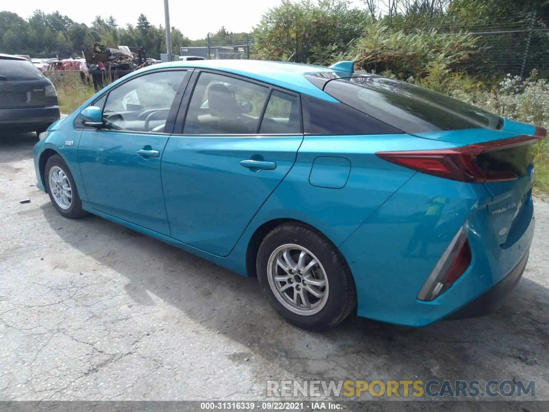 3 Фотография поврежденного автомобиля JTDKARFP4L3160738 TOYOTA PRIUS PRIME 2020