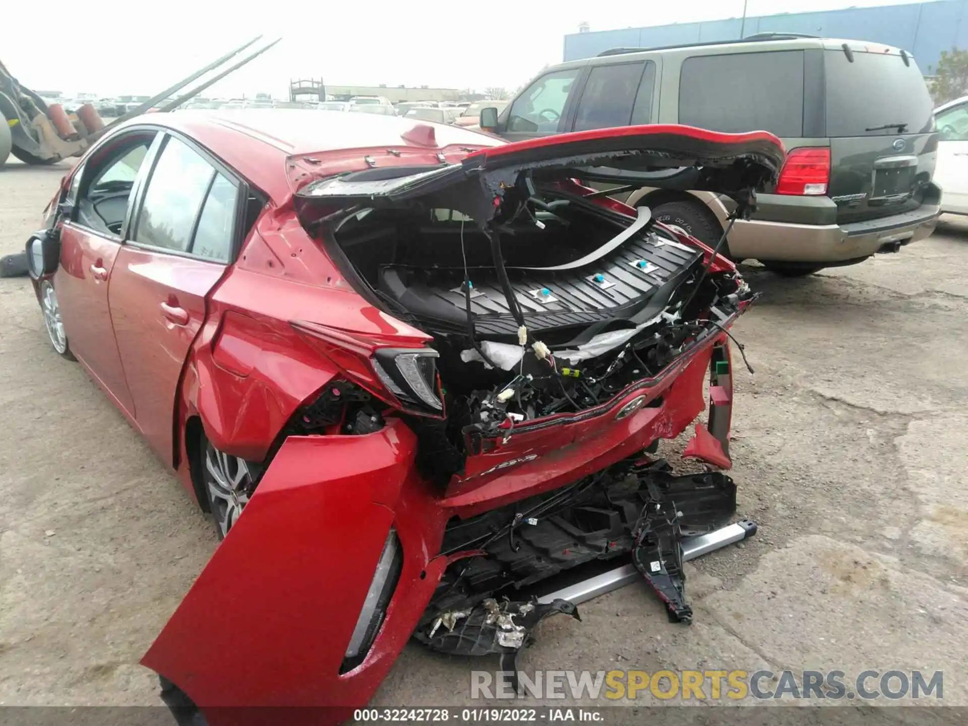 6 Photograph of a damaged car JTDKARFP6L3135498 TOYOTA PRIUS PRIME 2020