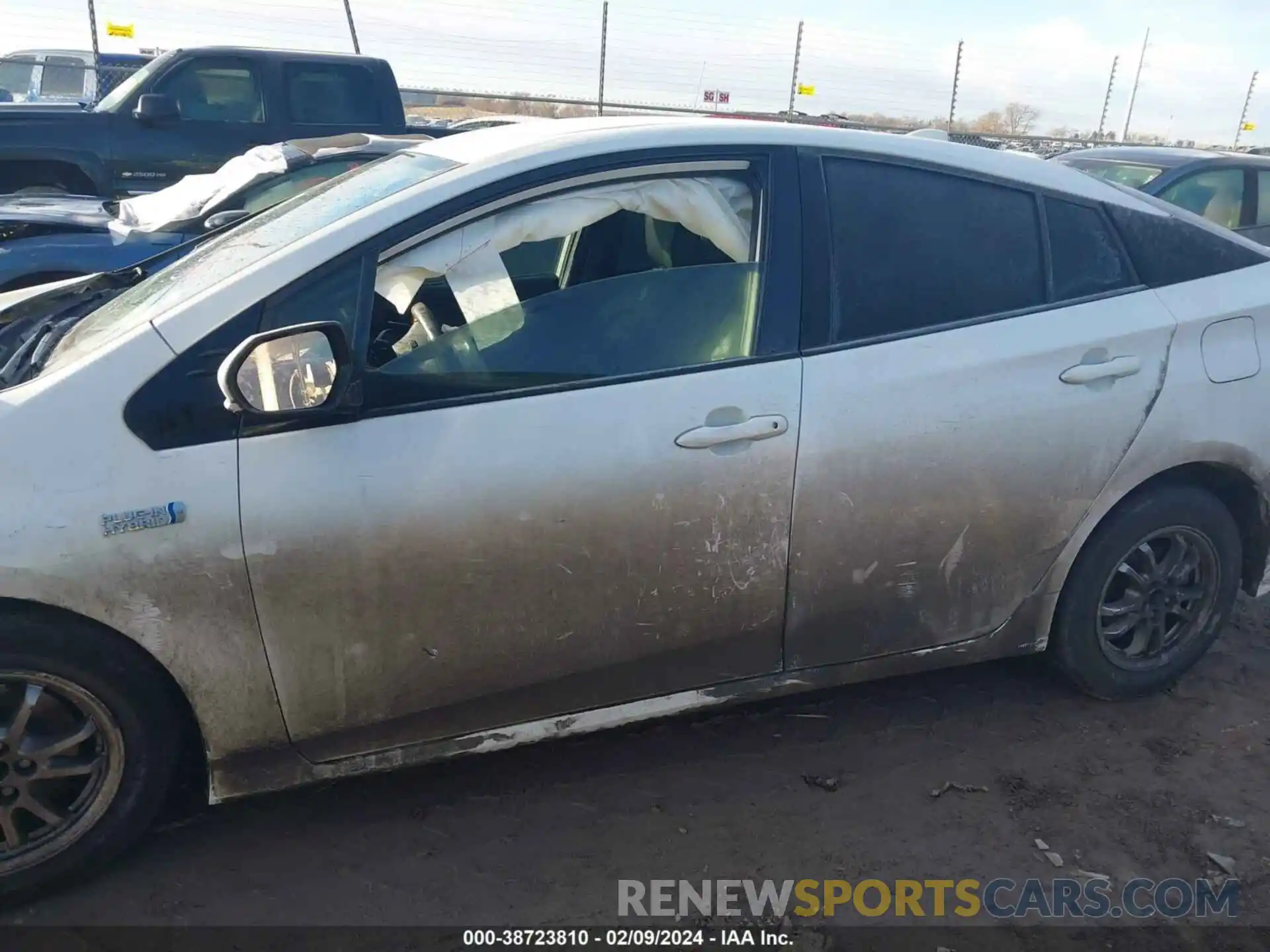 14 Photograph of a damaged car JTDKARFP6L3142077 TOYOTA PRIUS PRIME 2020