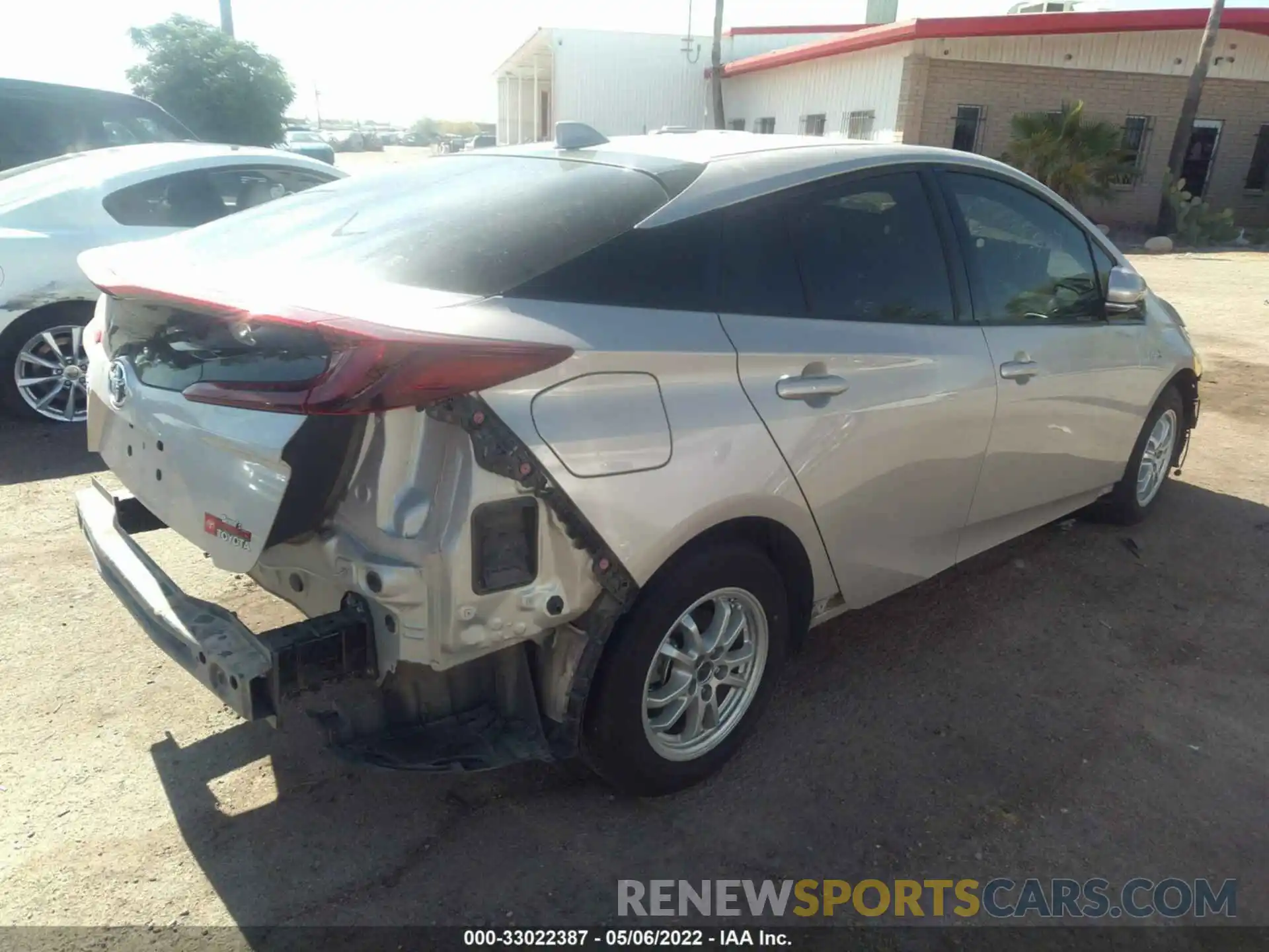 4 Photograph of a damaged car JTDKARFP6L3157890 TOYOTA PRIUS PRIME 2020