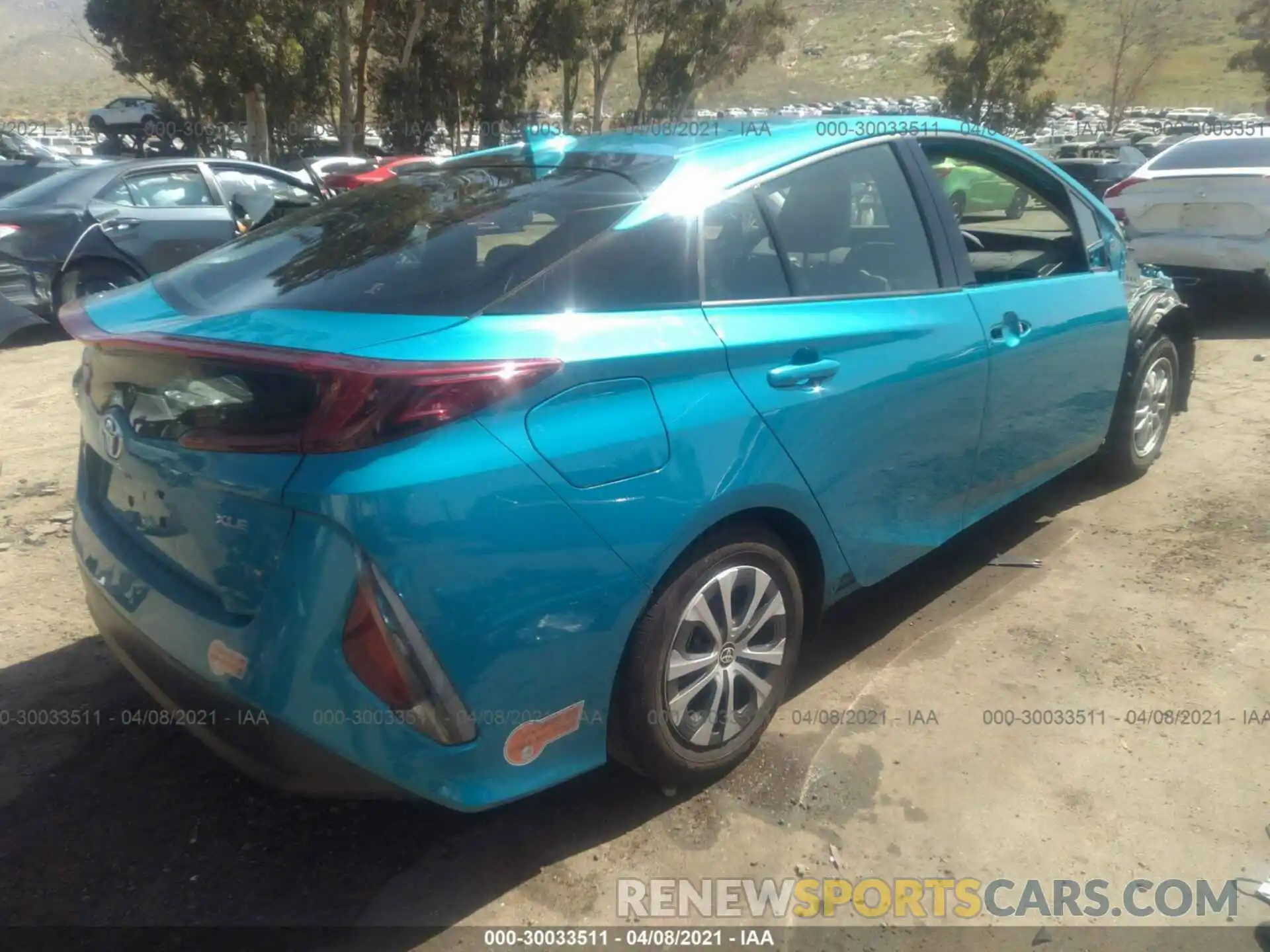 4 Фотография поврежденного автомобиля JTDKARFP7L3161267 TOYOTA PRIUS PRIME 2020