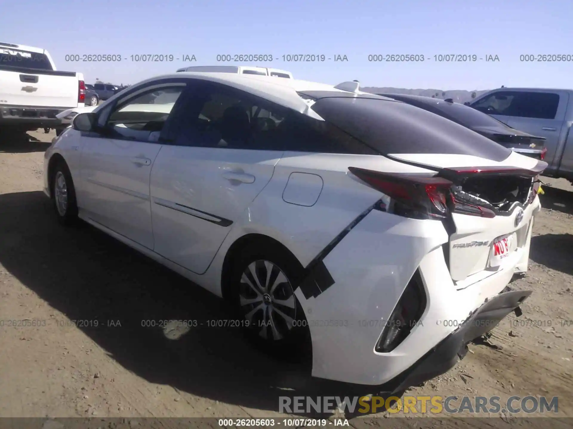 3 Фотография поврежденного автомобиля JTDKARFP8L3123434 TOYOTA PRIUS PRIME 2020