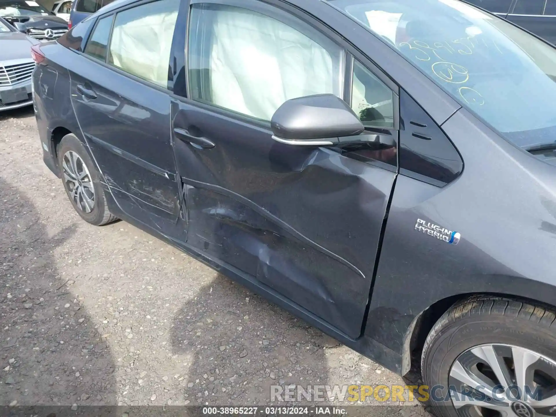 6 Photograph of a damaged car JTDKARFP8L3124938 TOYOTA PRIUS PRIME 2020