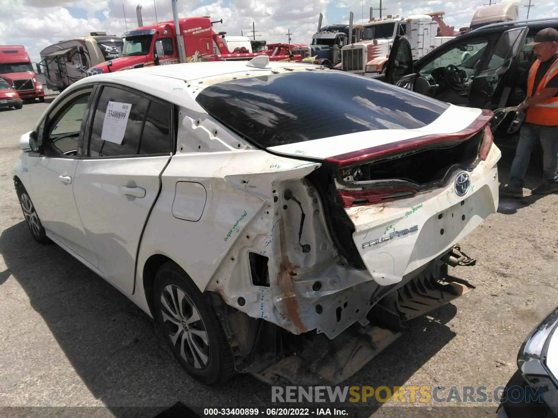 3 Photograph of a damaged car JTDKARFP8L3136636 TOYOTA PRIUS PRIME 2020