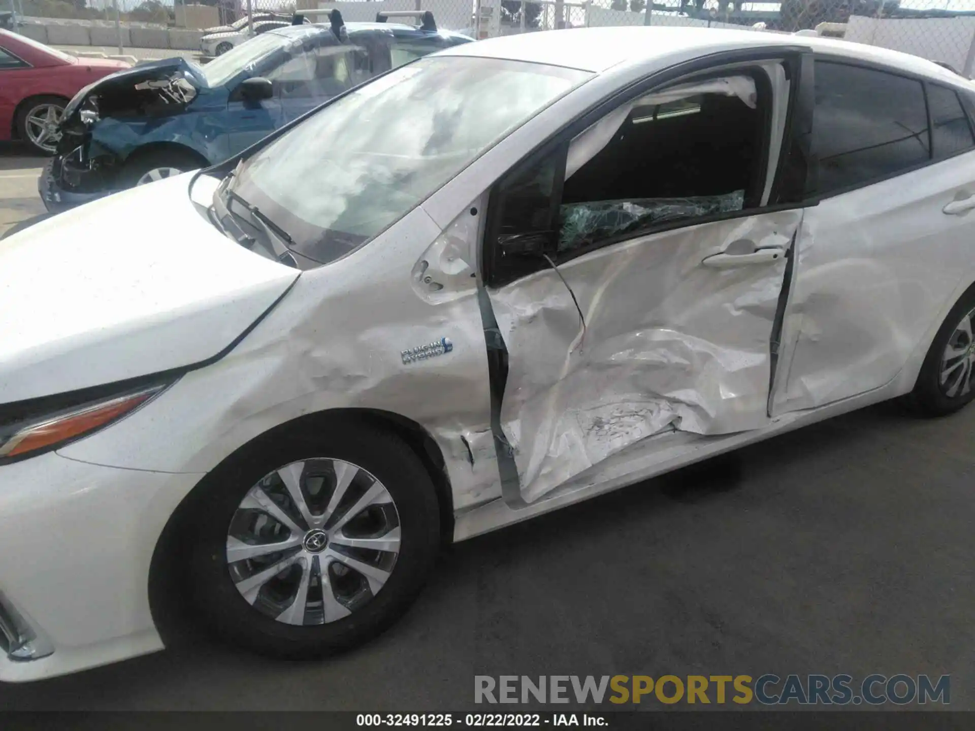 6 Photograph of a damaged car JTDKARFP8L3141139 TOYOTA PRIUS PRIME 2020