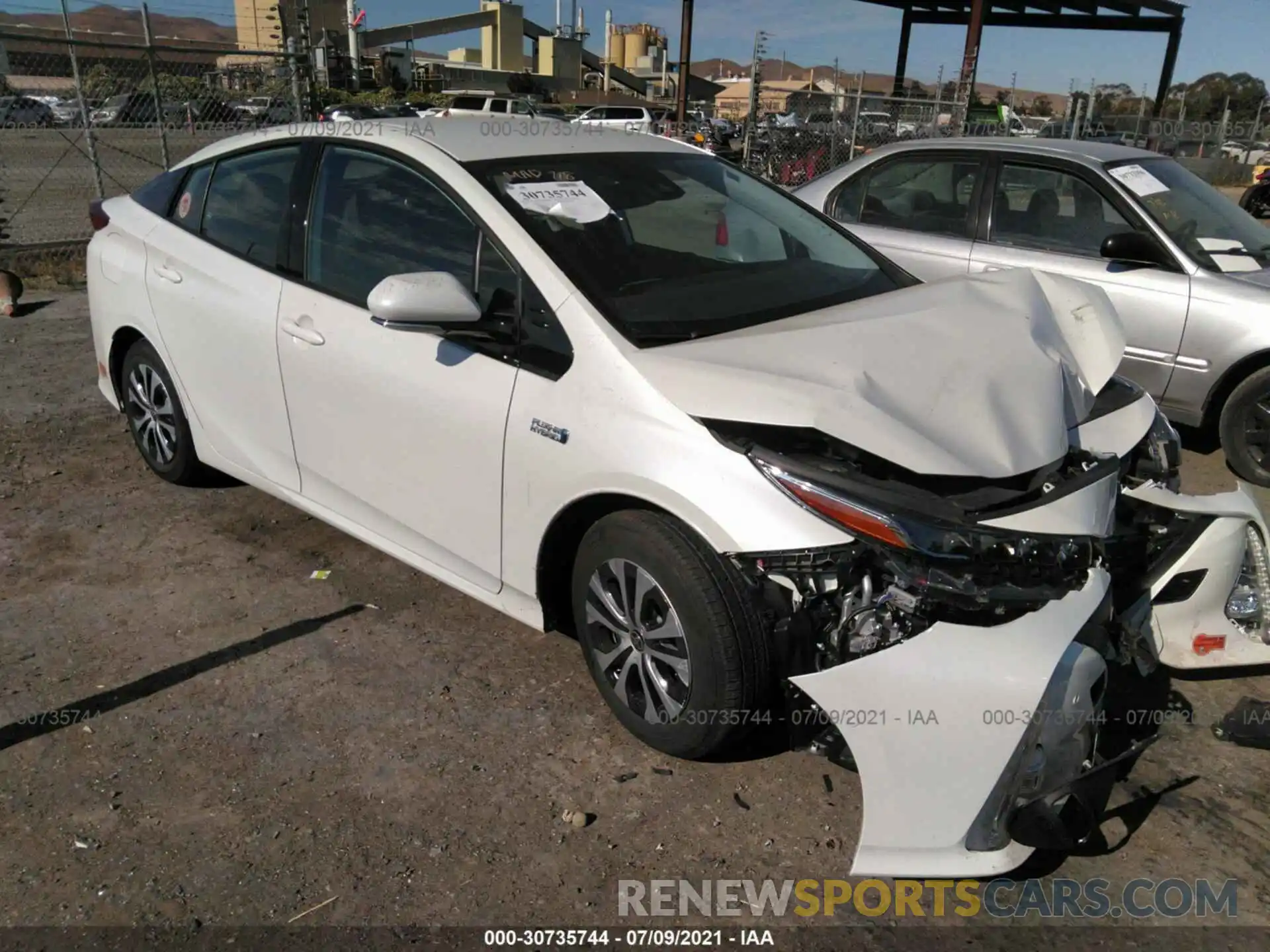 1 Photograph of a damaged car JTDKARFP8L3142680 TOYOTA PRIUS PRIME 2020