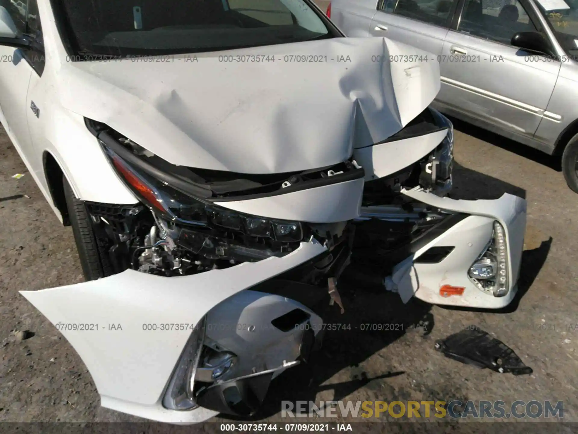 6 Photograph of a damaged car JTDKARFP8L3142680 TOYOTA PRIUS PRIME 2020