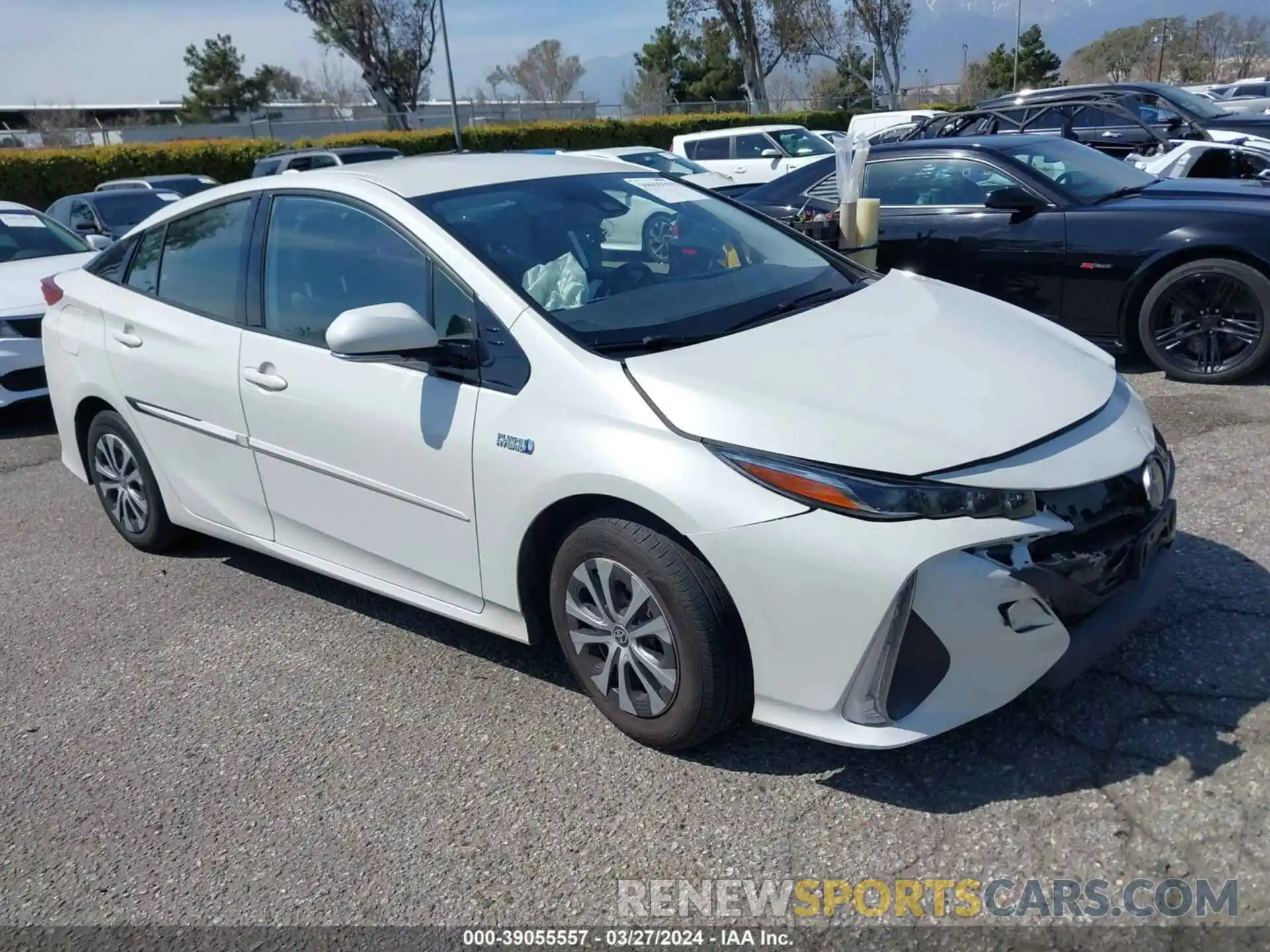 1 Photograph of a damaged car JTDKARFP8L3154568 TOYOTA PRIUS PRIME 2020