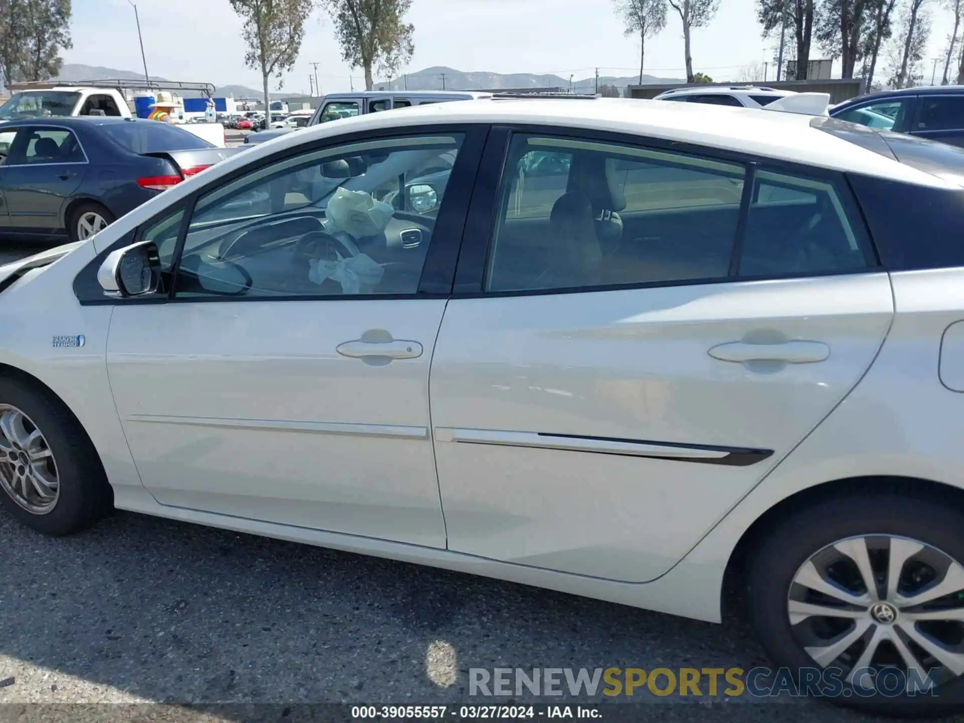 14 Photograph of a damaged car JTDKARFP8L3154568 TOYOTA PRIUS PRIME 2020