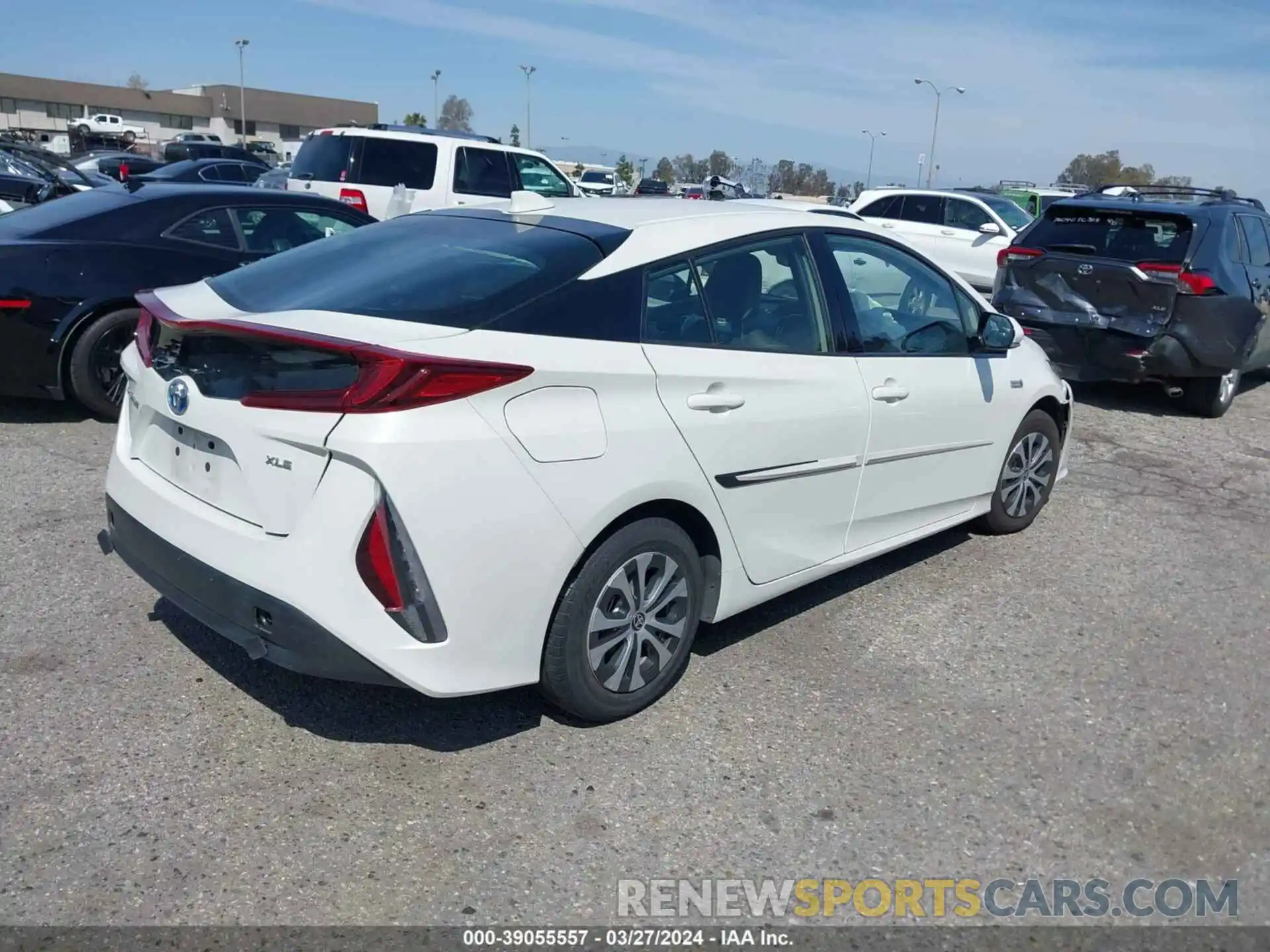 4 Photograph of a damaged car JTDKARFP8L3154568 TOYOTA PRIUS PRIME 2020