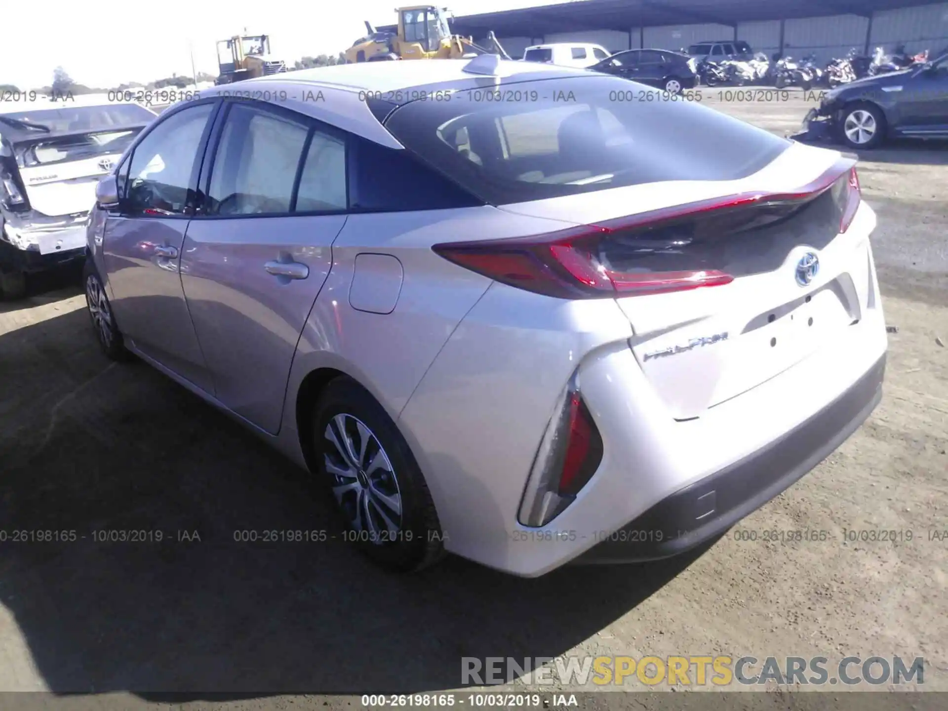 3 Фотография поврежденного автомобиля JTDKARFP9L3128108 TOYOTA PRIUS PRIME 2020