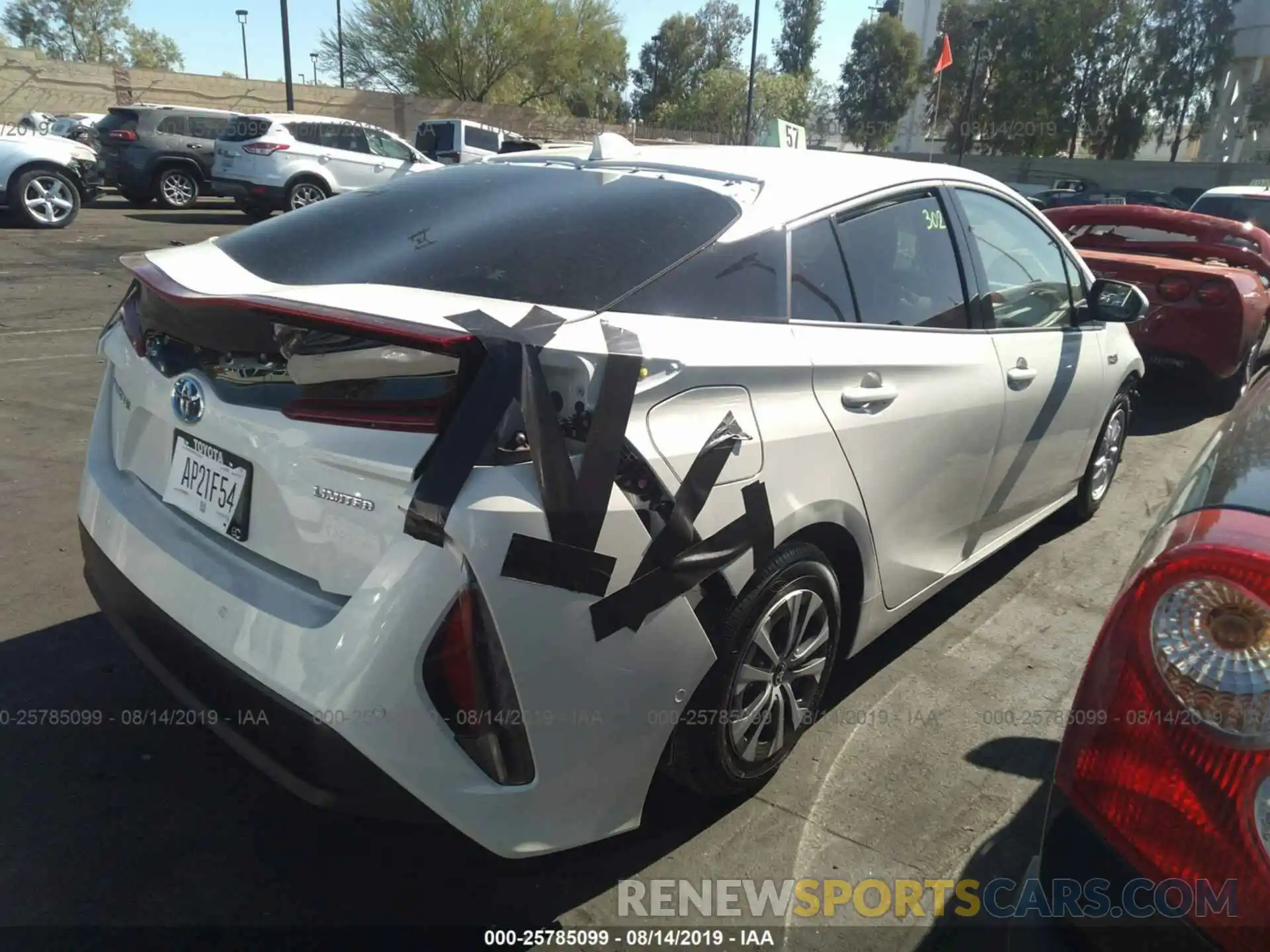 4 Photograph of a damaged car JTDKARFP9L3128187 TOYOTA PRIUS PRIME 2020