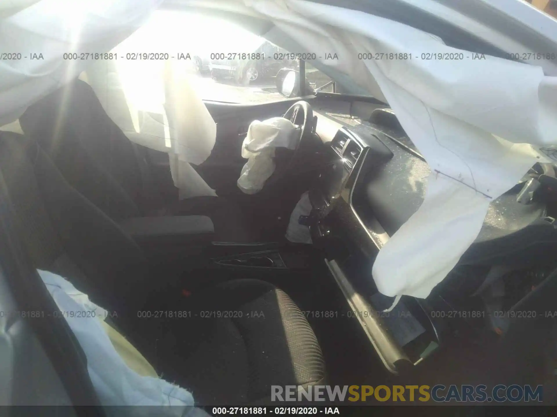 5 Фотография поврежденного автомобиля JTDKARFP9L3138055 TOYOTA PRIUS PRIME 2020