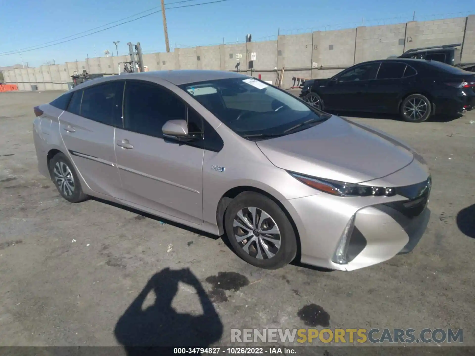 1 Photograph of a damaged car JTDKARFP9L3142459 TOYOTA PRIUS PRIME 2020