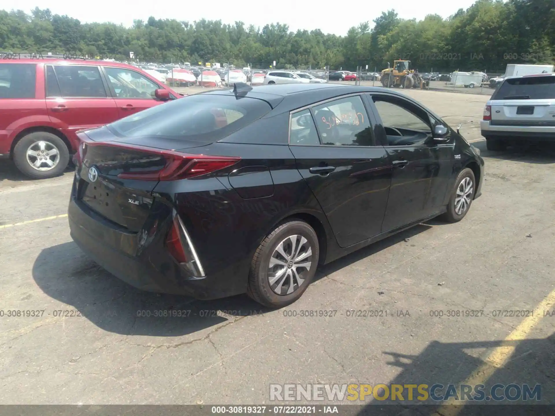 4 Photograph of a damaged car JTDKARFP9L3158886 TOYOTA PRIUS PRIME 2020