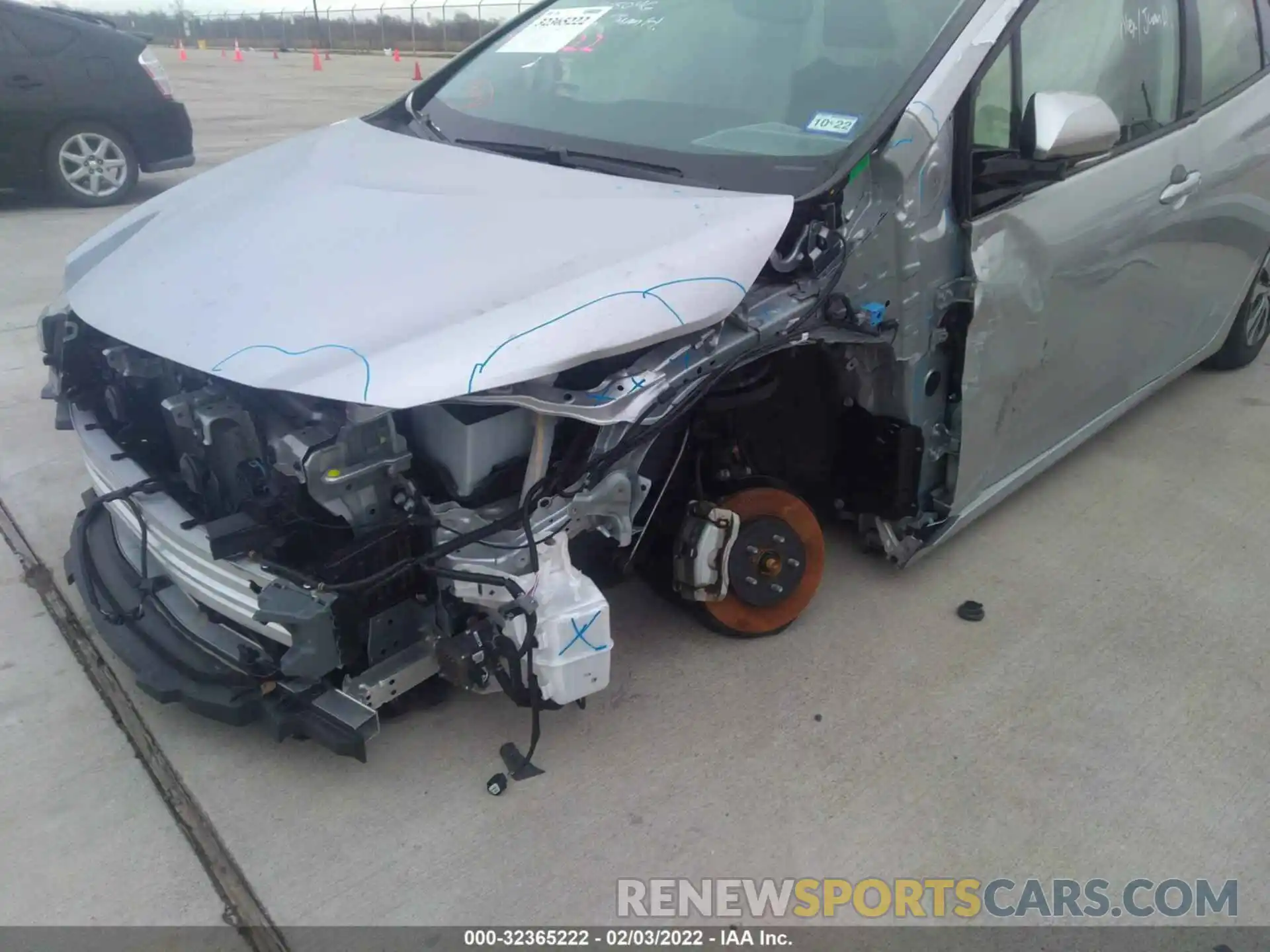 6 Photograph of a damaged car JTDKARFPXL3137559 TOYOTA PRIUS PRIME 2020