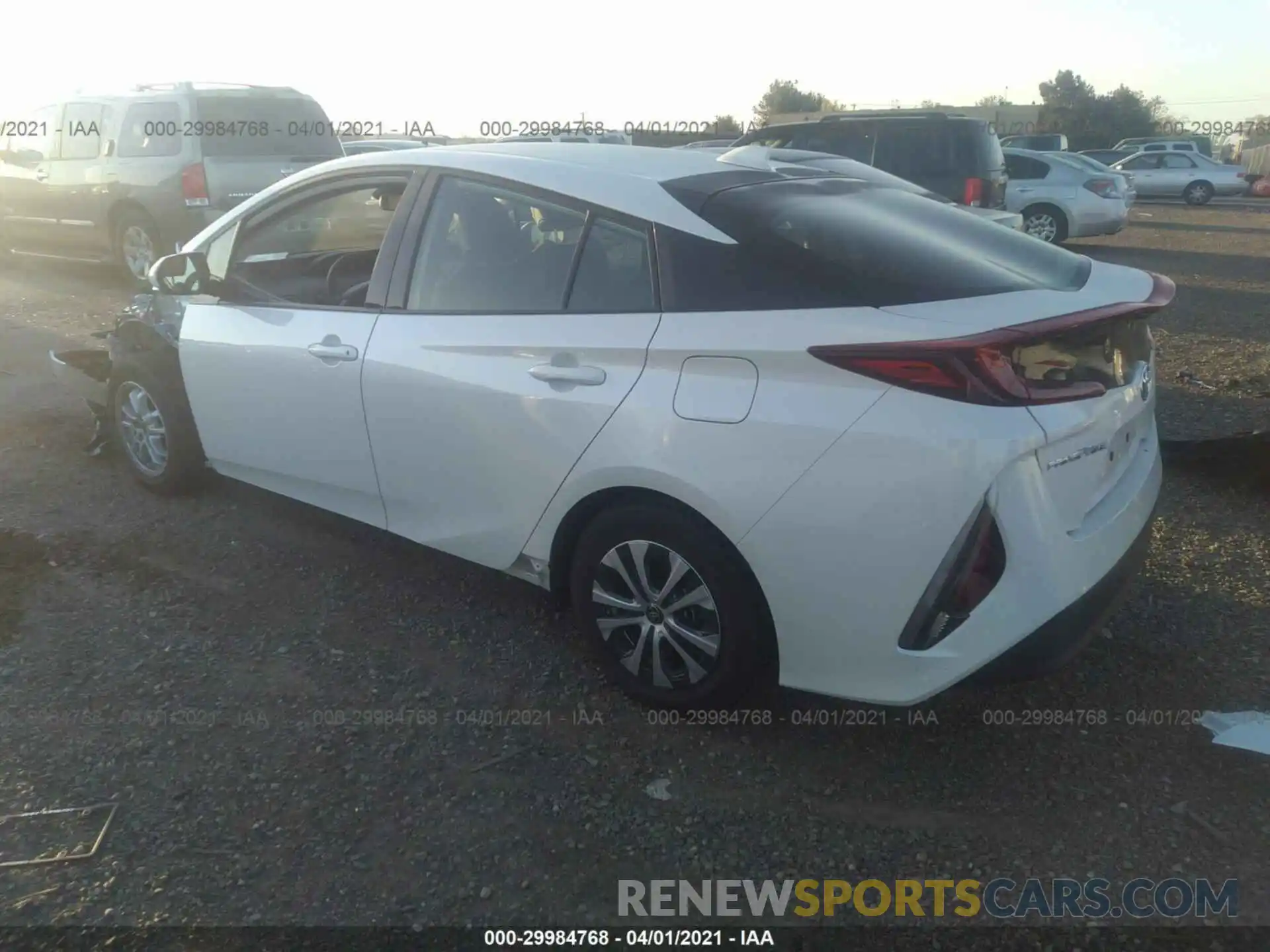 3 Фотография поврежденного автомобиля JTDKARFPXL3141952 TOYOTA PRIUS PRIME 2020