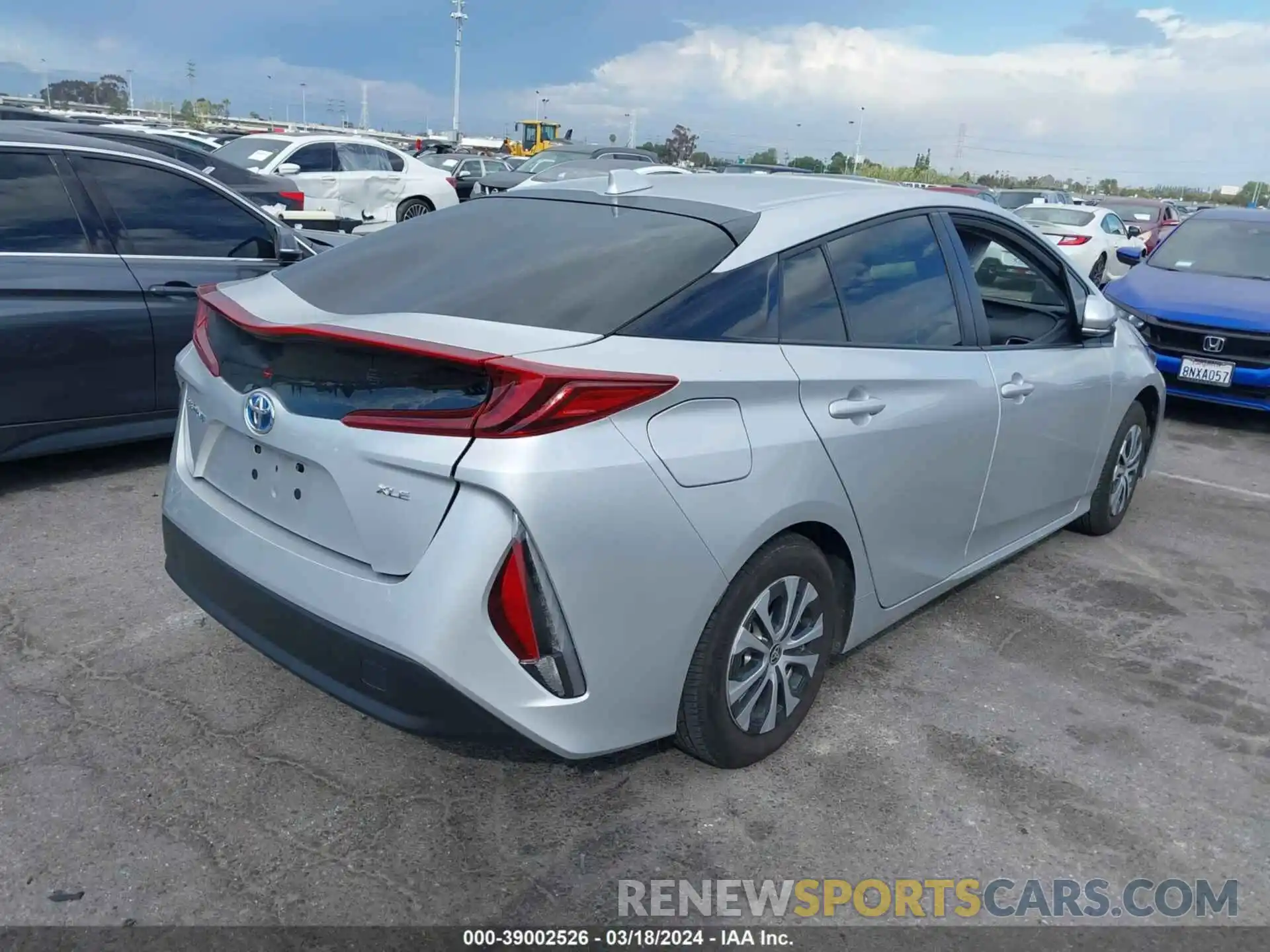 4 Фотография поврежденного автомобиля JTDKAMFP0M3182904 TOYOTA PRIUS PRIME 2021