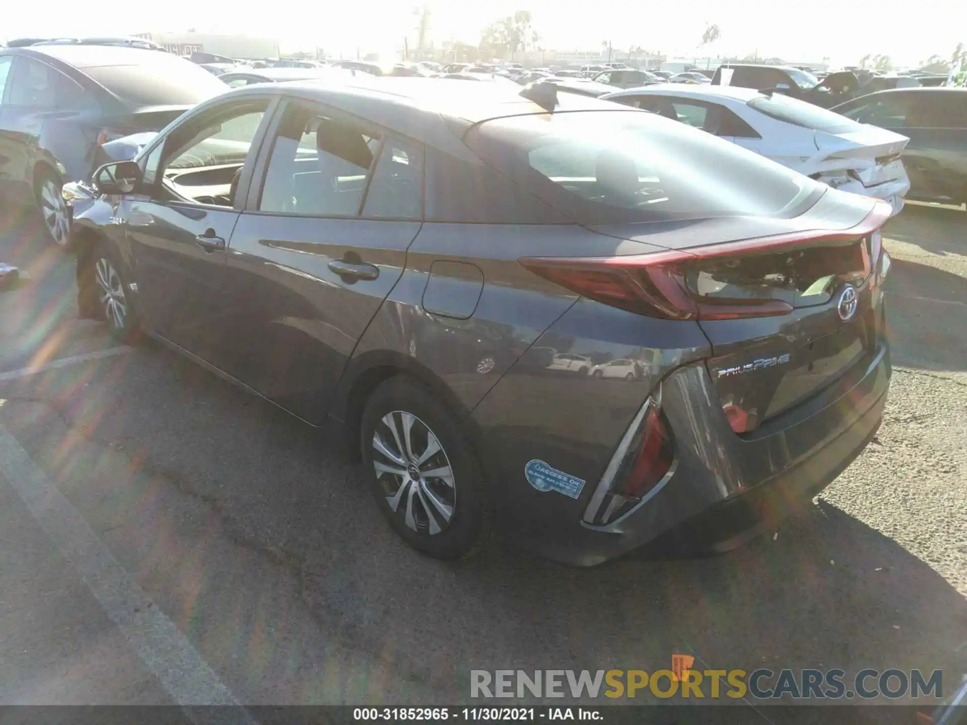 3 Фотография поврежденного автомобиля JTDKAMFP1M3176559 TOYOTA PRIUS PRIME 2021