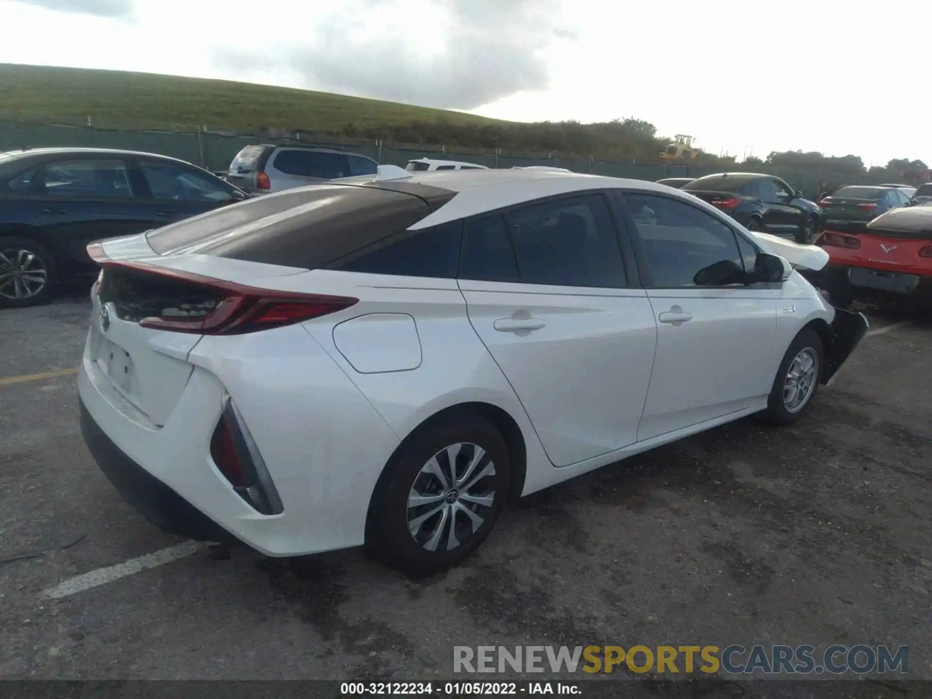 4 Photograph of a damaged car JTDKAMFP1M3178103 TOYOTA PRIUS PRIME 2021