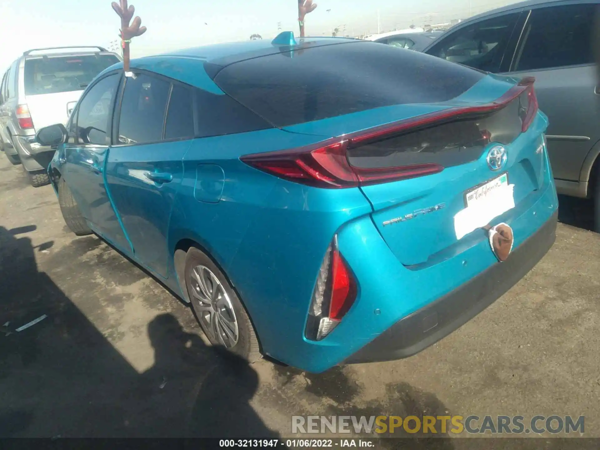 3 Фотография поврежденного автомобиля JTDKAMFP1M3188369 TOYOTA PRIUS PRIME 2021