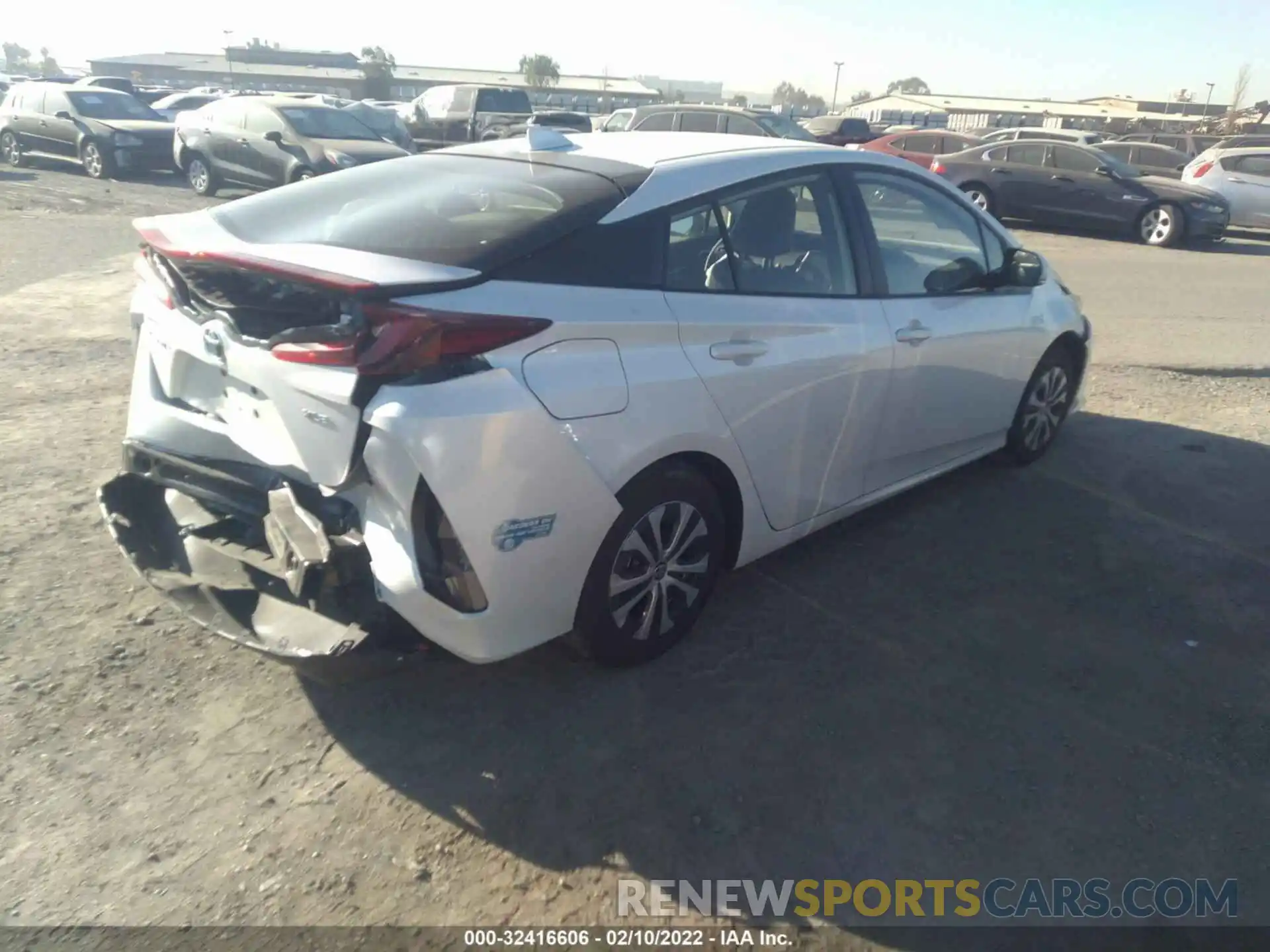 4 Photograph of a damaged car JTDKAMFP3M3168981 TOYOTA PRIUS PRIME 2021