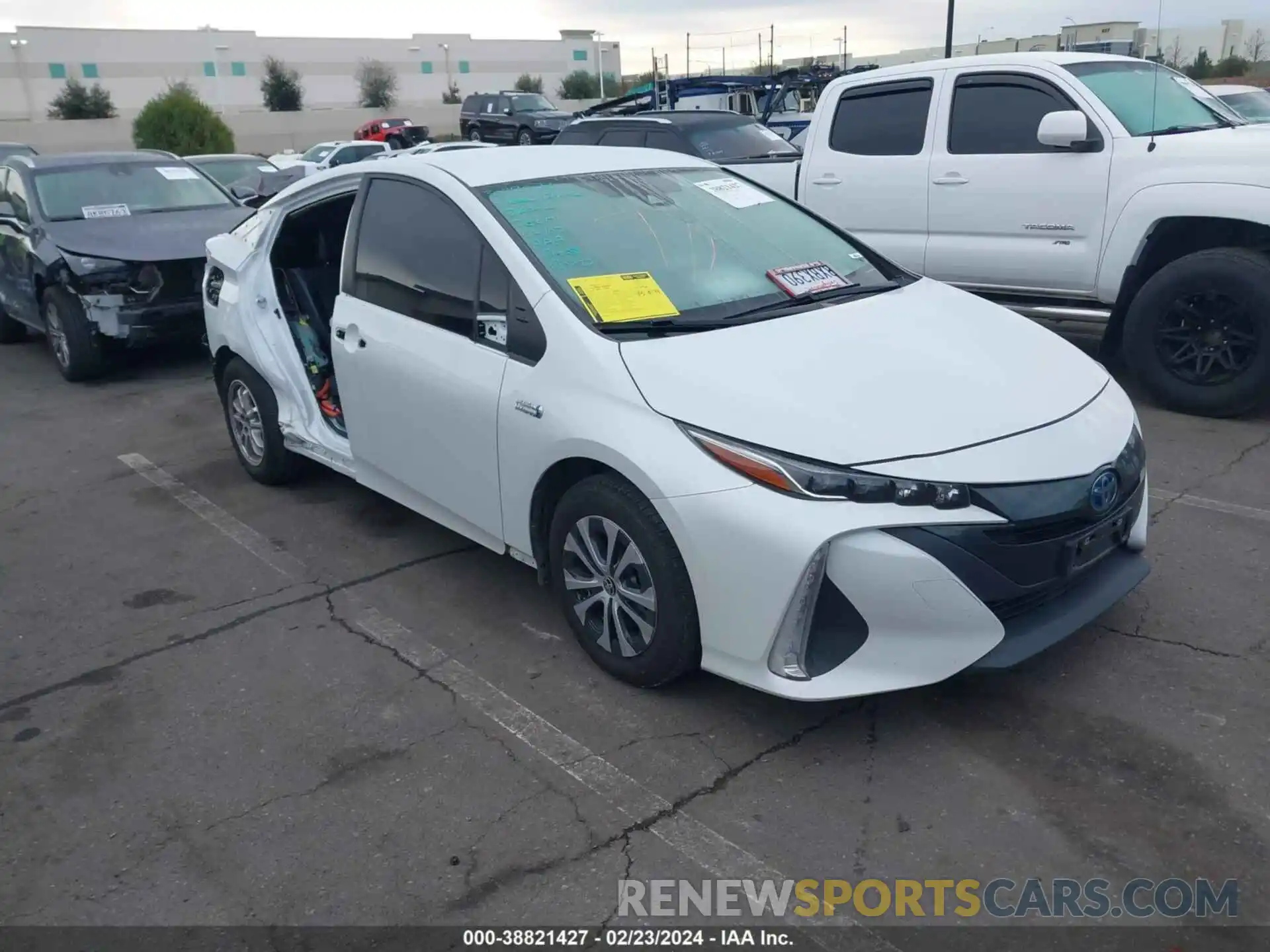 1 Photograph of a damaged car JTDKAMFP3M3185716 TOYOTA PRIUS PRIME 2021