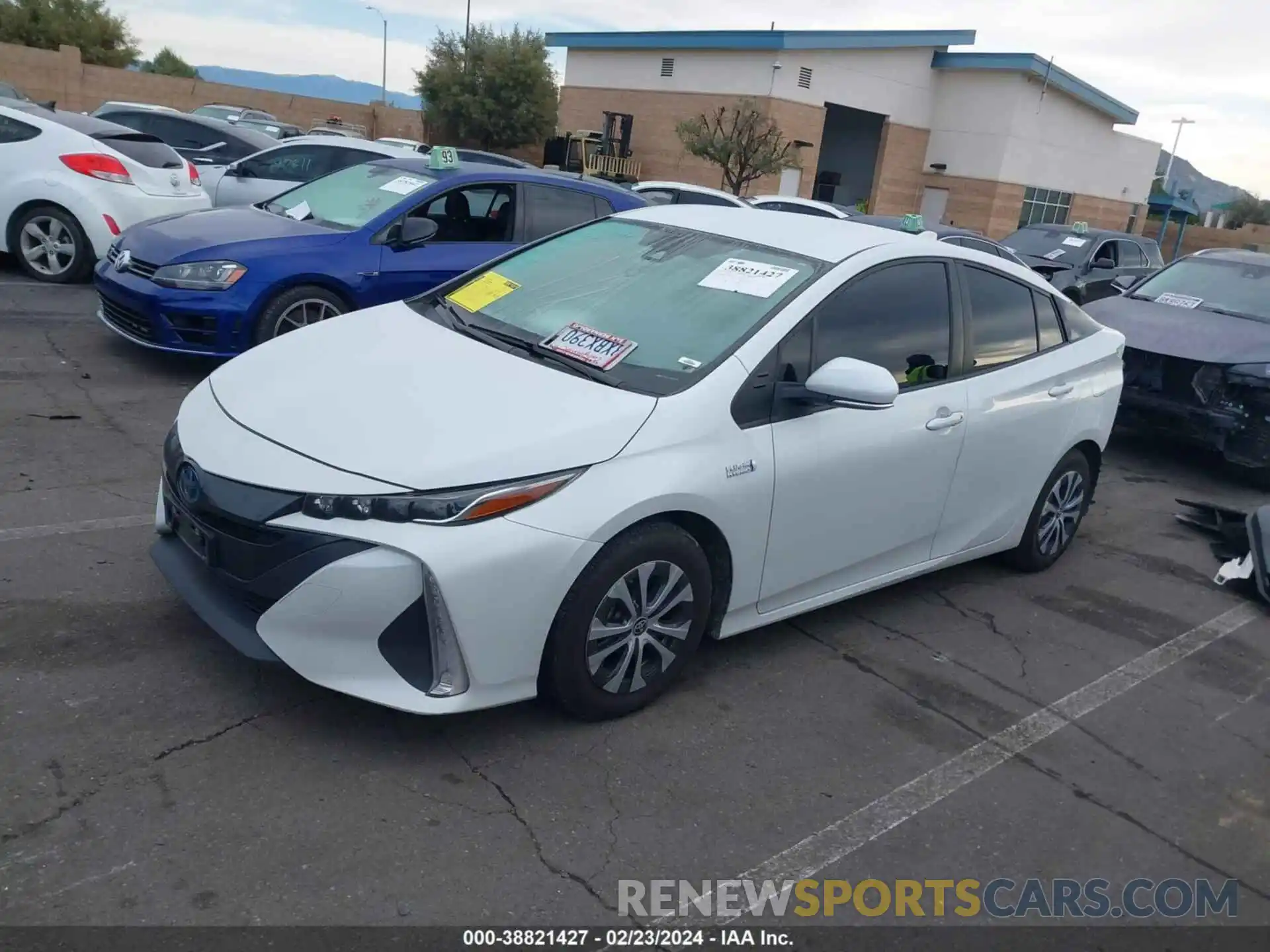 15 Photograph of a damaged car JTDKAMFP3M3185716 TOYOTA PRIUS PRIME 2021