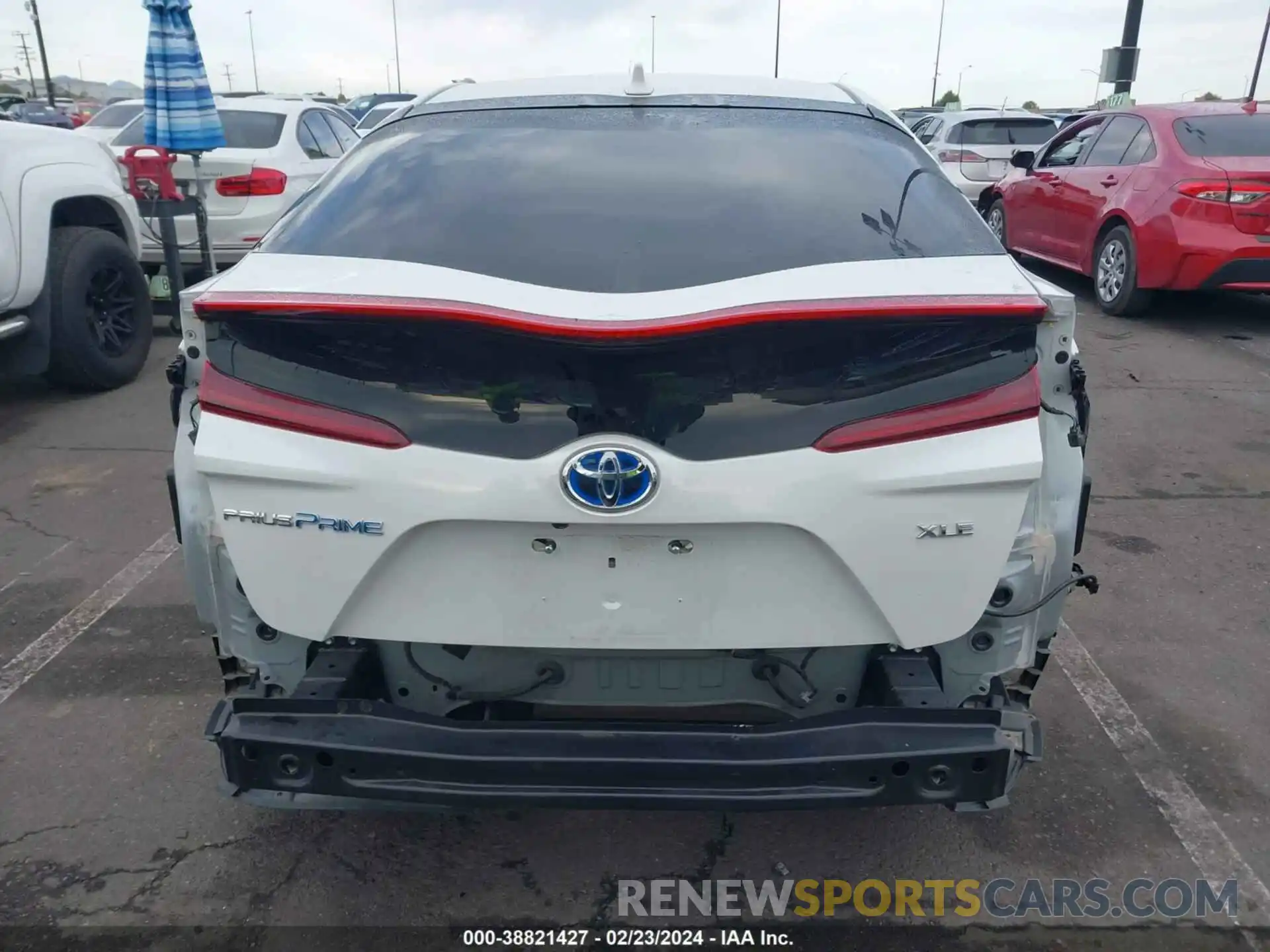 17 Photograph of a damaged car JTDKAMFP3M3185716 TOYOTA PRIUS PRIME 2021