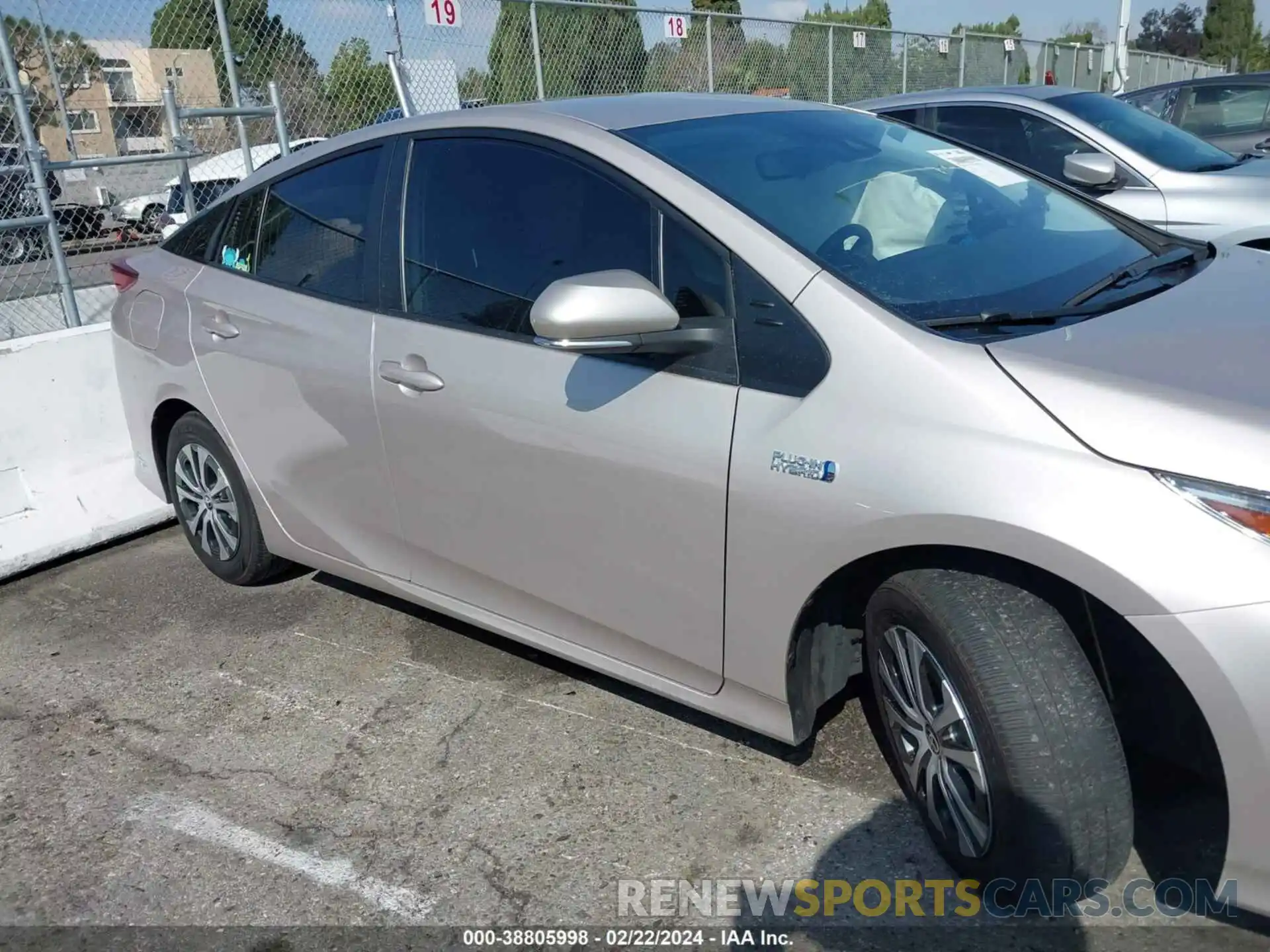 13 Photograph of a damaged car JTDKAMFP4M3171274 TOYOTA PRIUS PRIME 2021