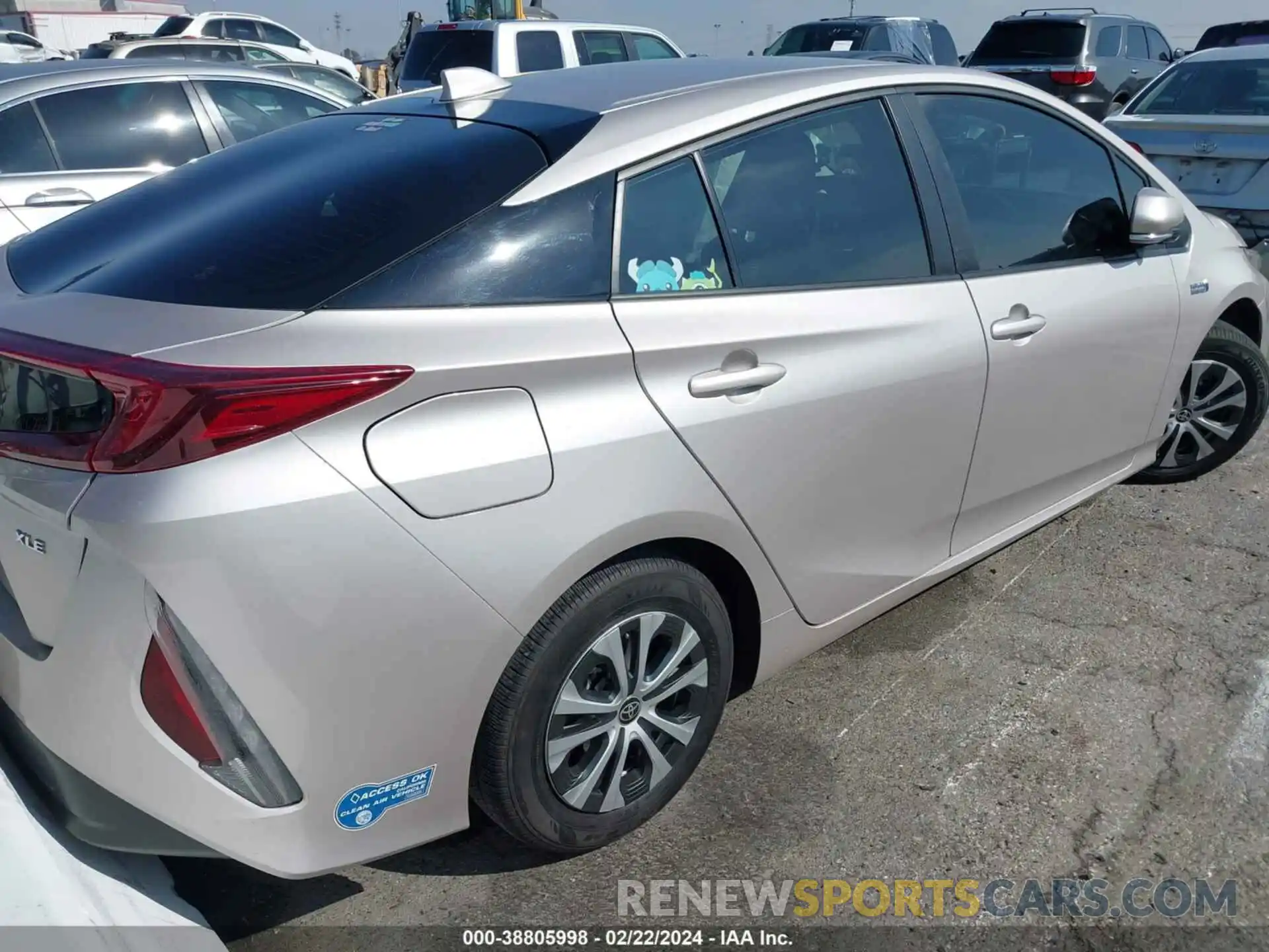 4 Photograph of a damaged car JTDKAMFP4M3171274 TOYOTA PRIUS PRIME 2021