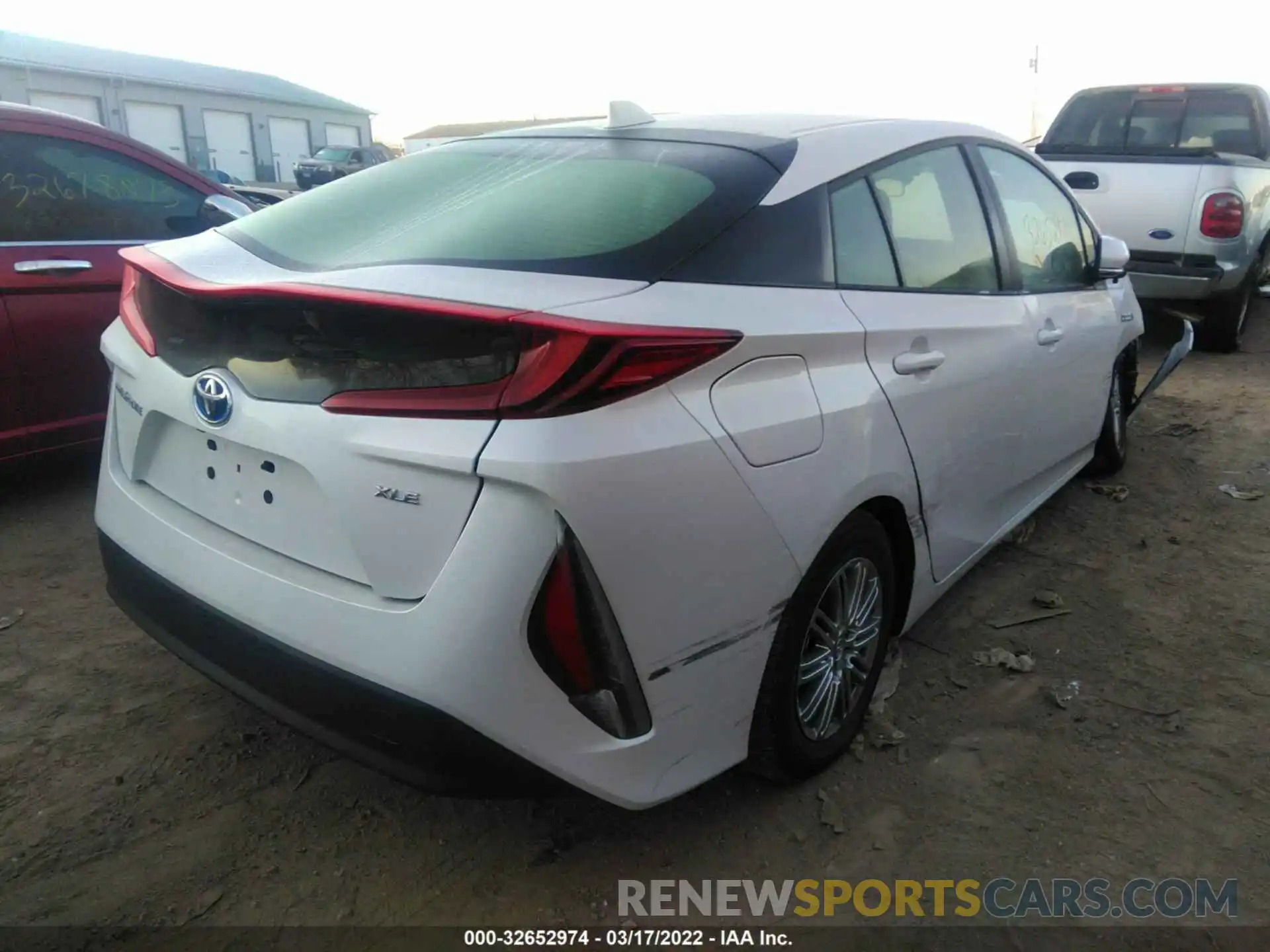 4 Photograph of a damaged car JTDKAMFP4M3190908 TOYOTA PRIUS PRIME 2021