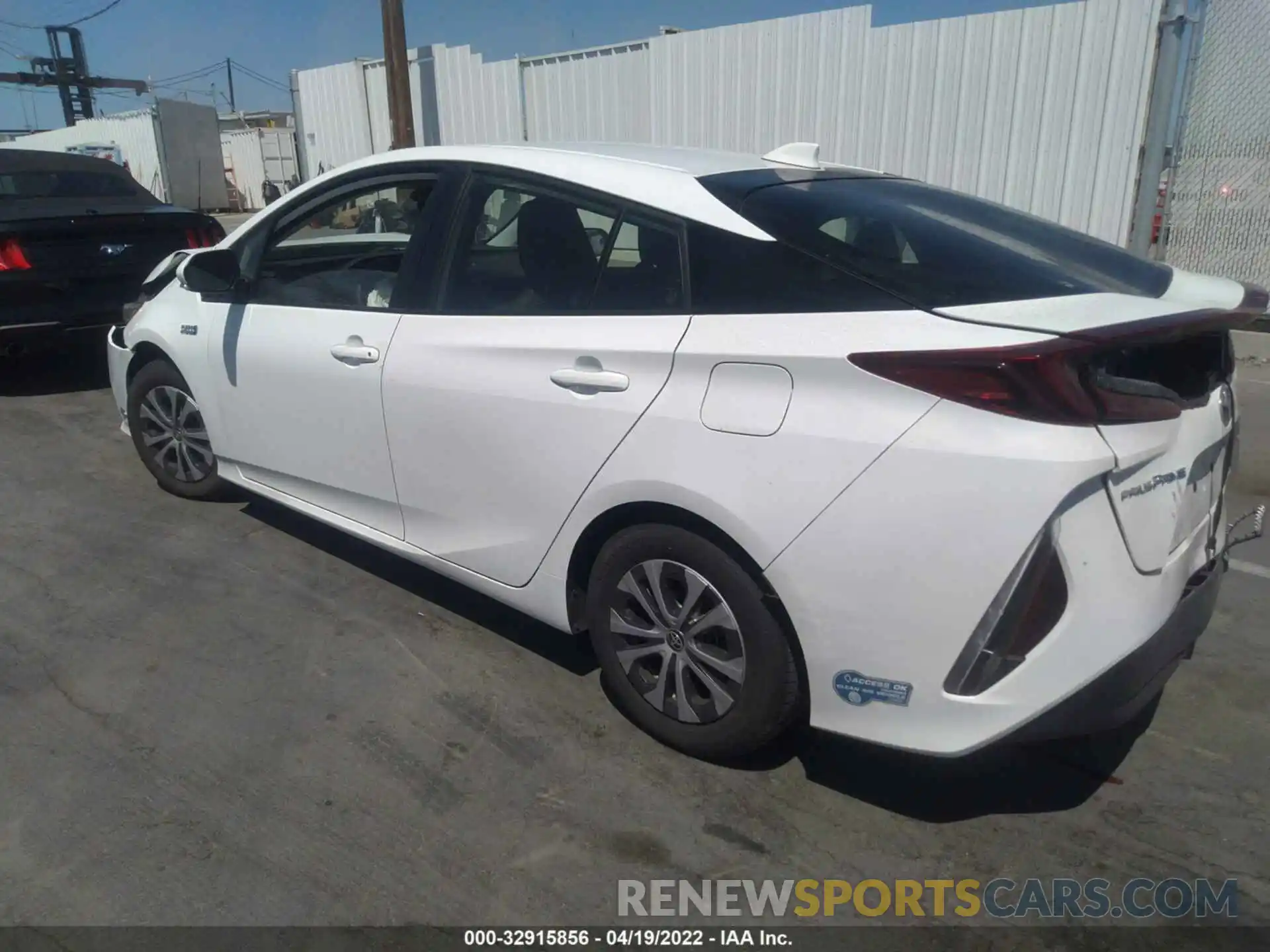 3 Photograph of a damaged car JTDKAMFP7M3176582 TOYOTA PRIUS PRIME 2021