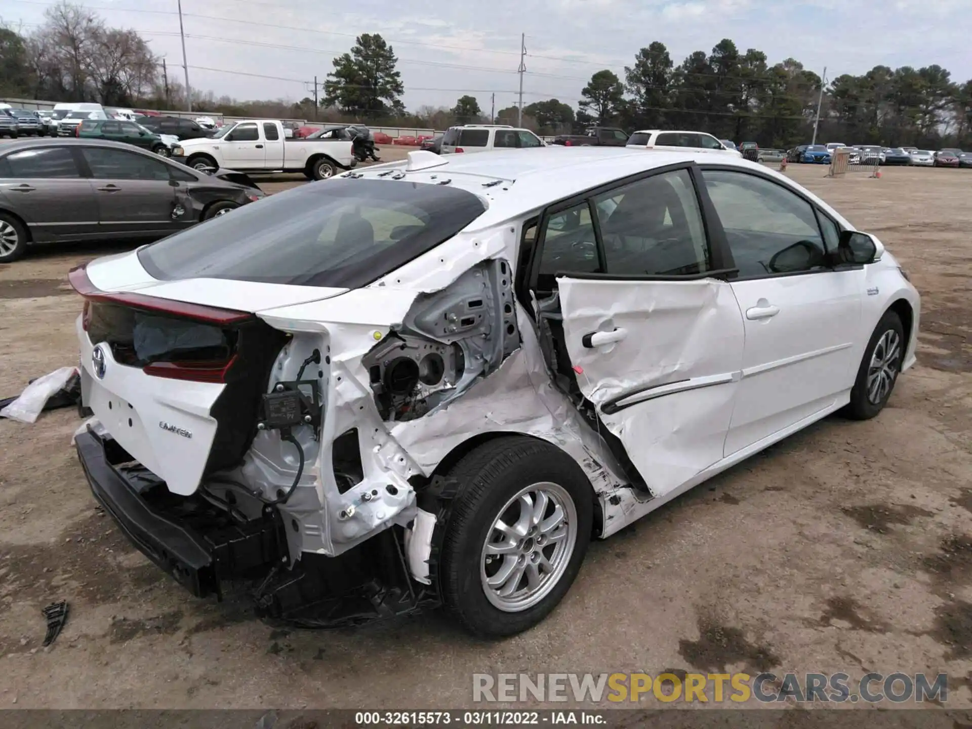 4 Photograph of a damaged car JTDKAMFP7M3181877 TOYOTA PRIUS PRIME 2021