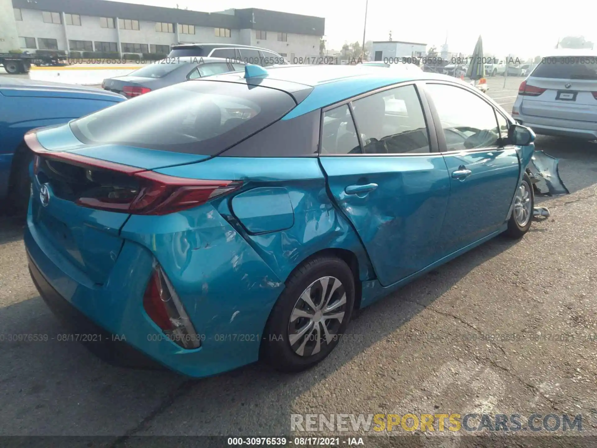 4 Фотография поврежденного автомобиля JTDKAMFP7M3195004 TOYOTA PRIUS PRIME 2021