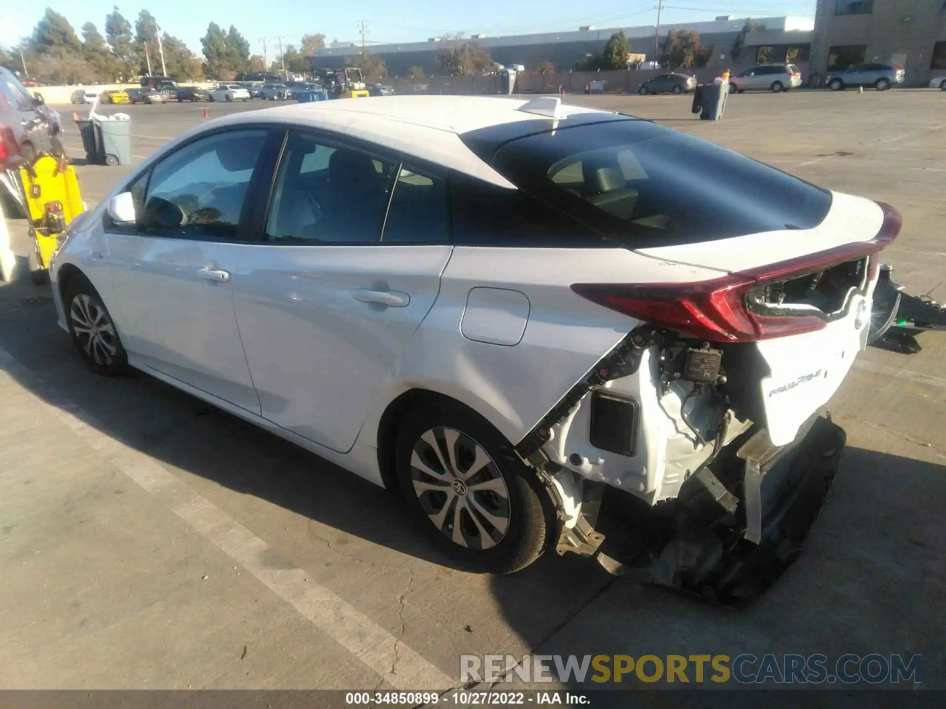 3 Photograph of a damaged car JTDKAMFP9M3174462 TOYOTA PRIUS PRIME 2021