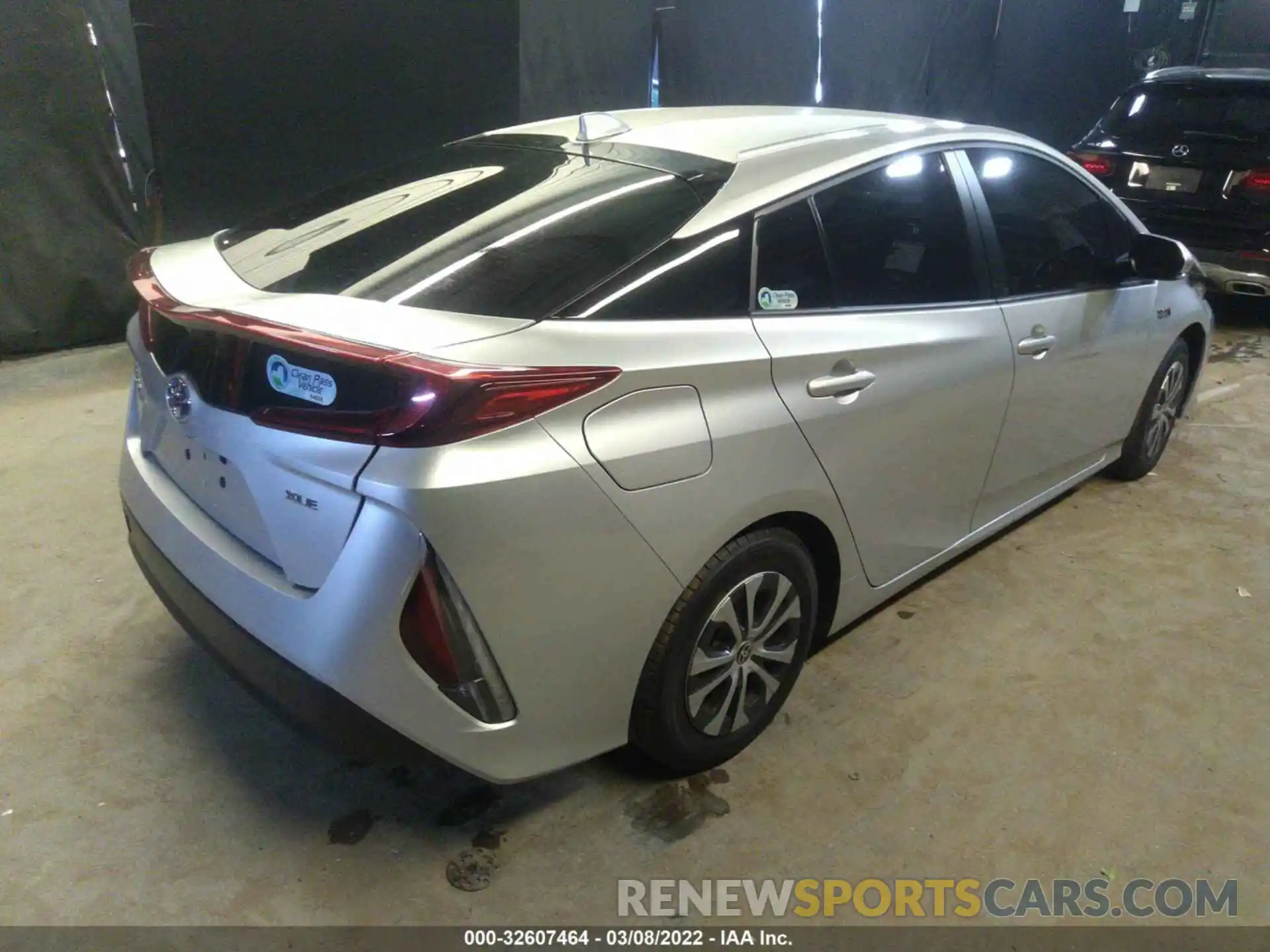 4 Photograph of a damaged car JTDKAMFP9M3179211 TOYOTA PRIUS PRIME 2021