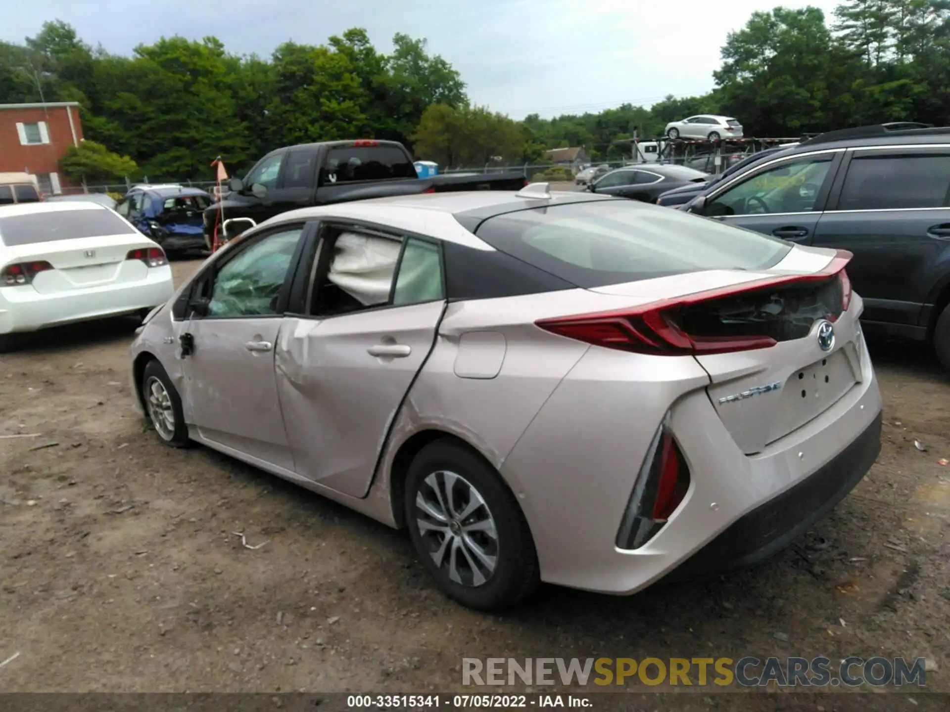 3 Photograph of a damaged car JTDKAMFP9M3185140 TOYOTA PRIUS PRIME 2021