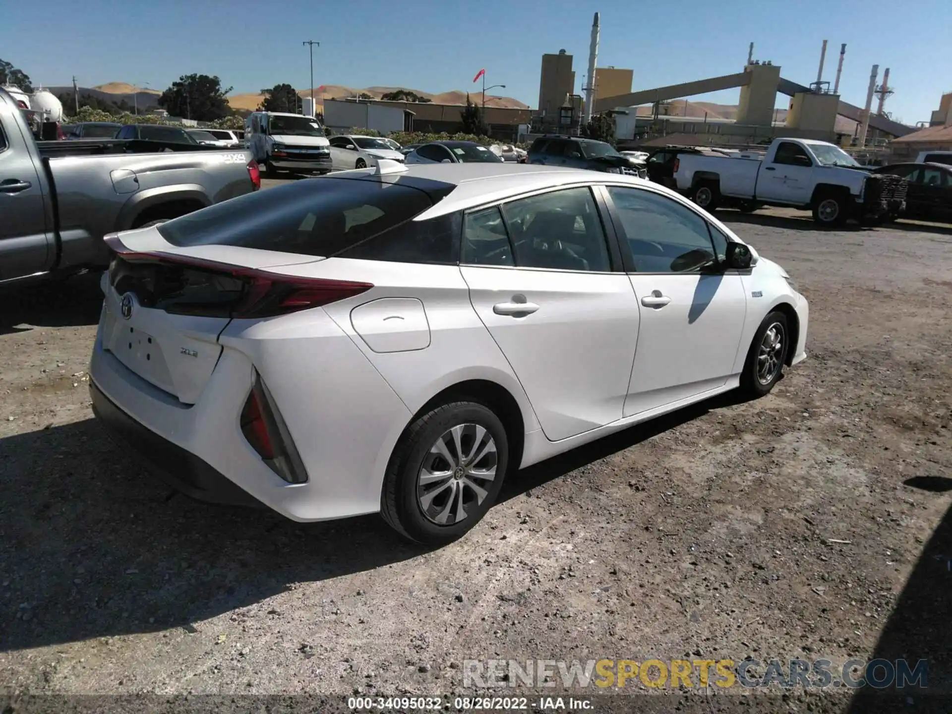 4 Photograph of a damaged car JTDKAMFPXM3173059 TOYOTA PRIUS PRIME 2021