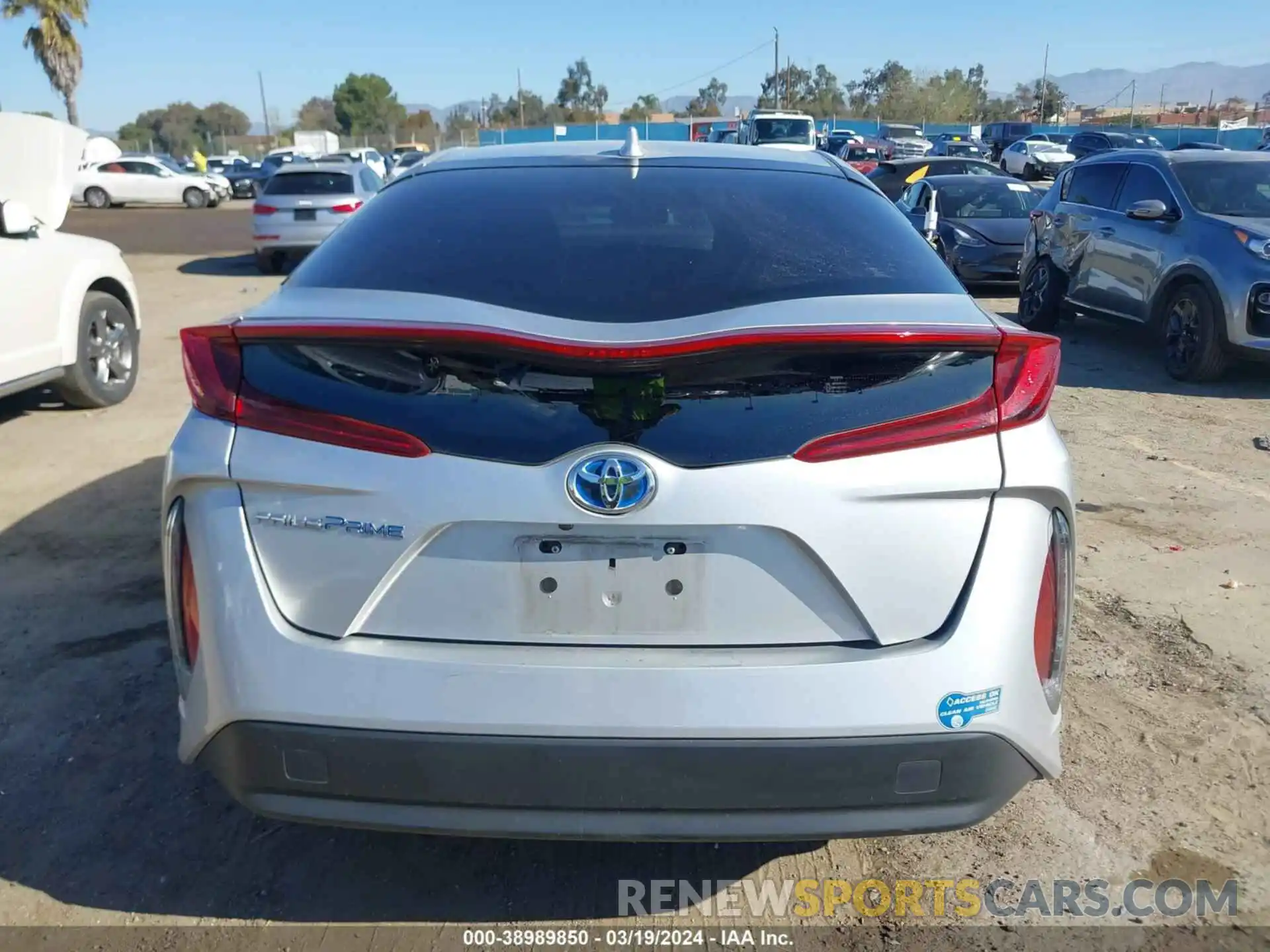 16 Photograph of a damaged car JTDKAMFPXM3180366 TOYOTA PRIUS PRIME 2021