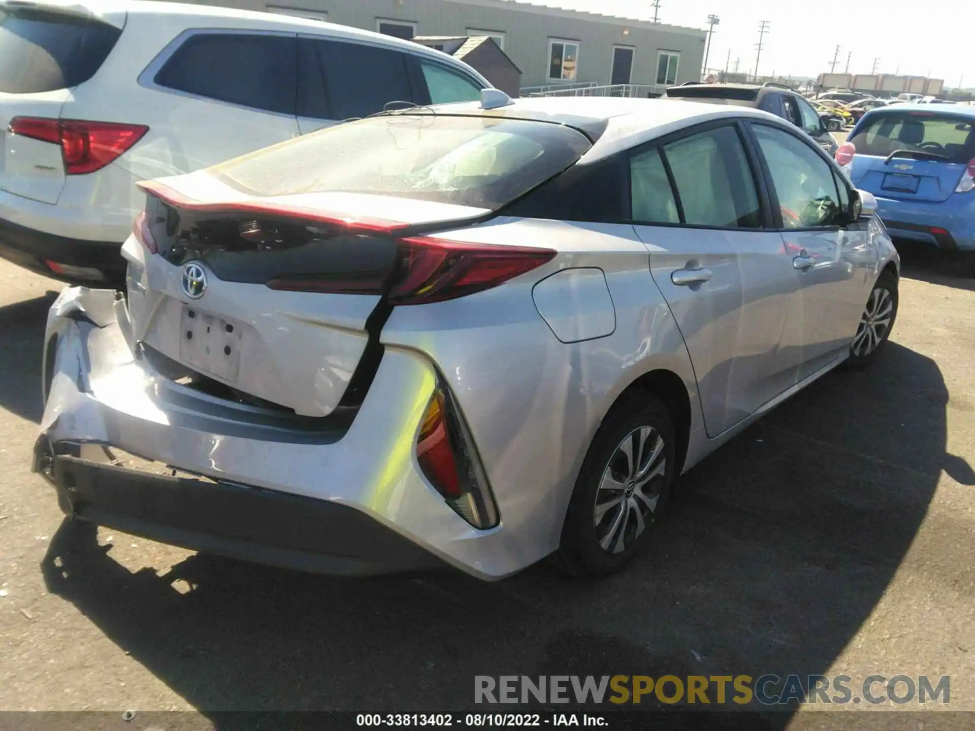 4 Photograph of a damaged car JTDKAMFP0N3199705 TOYOTA PRIUS PRIME 2022