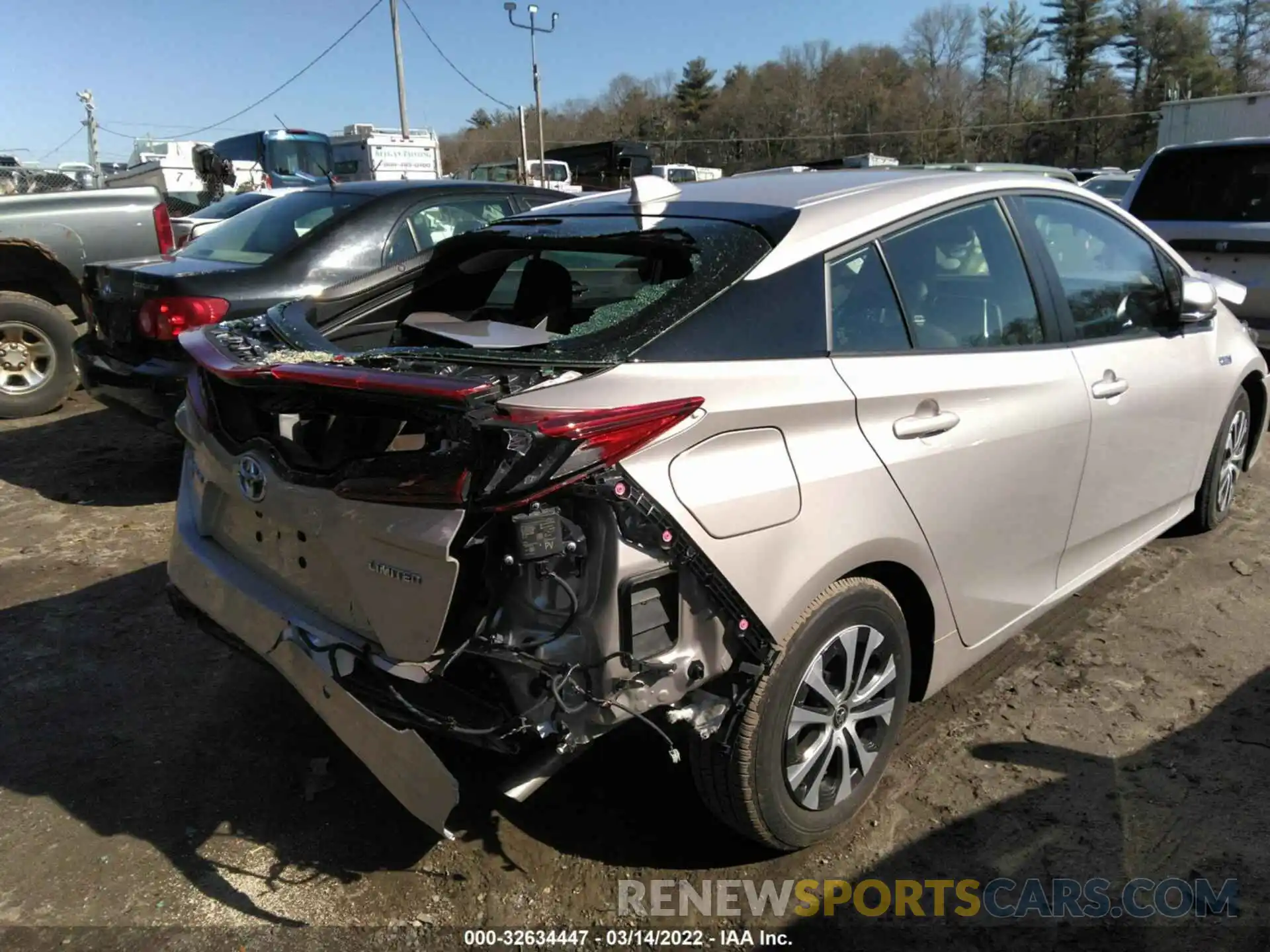 4 Photograph of a damaged car JTDKAMFP0N3200559 TOYOTA PRIUS PRIME 2022