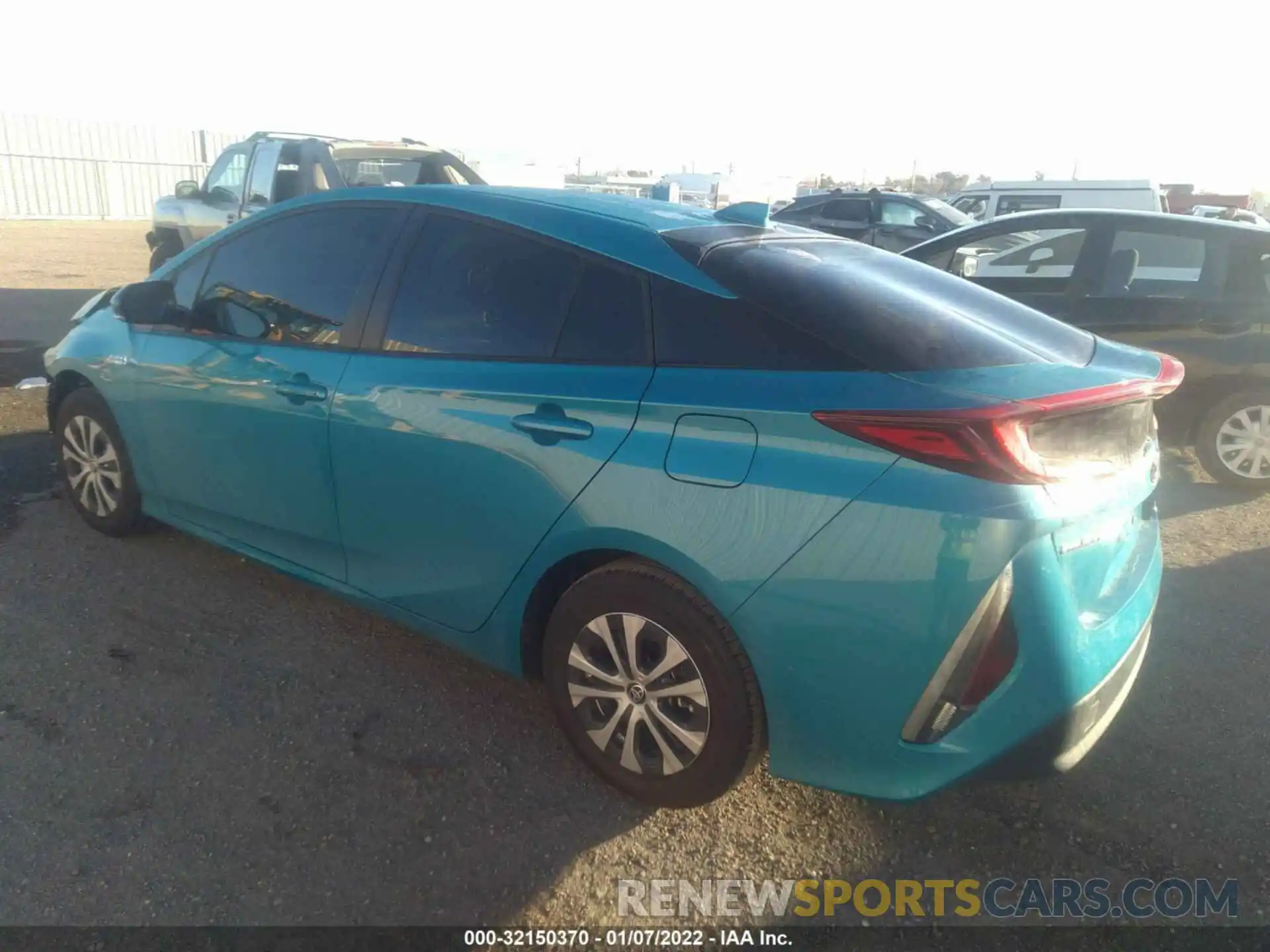 3 Фотография поврежденного автомобиля JTDKAMFP2N3203155 TOYOTA PRIUS PRIME 2022