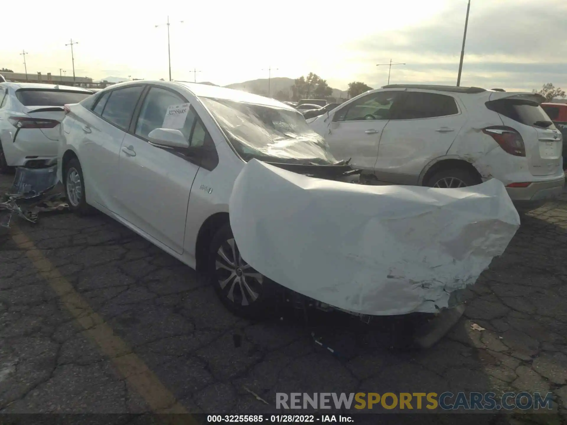 1 Photograph of a damaged car JTDKAMFP4N3200614 TOYOTA PRIUS PRIME 2022