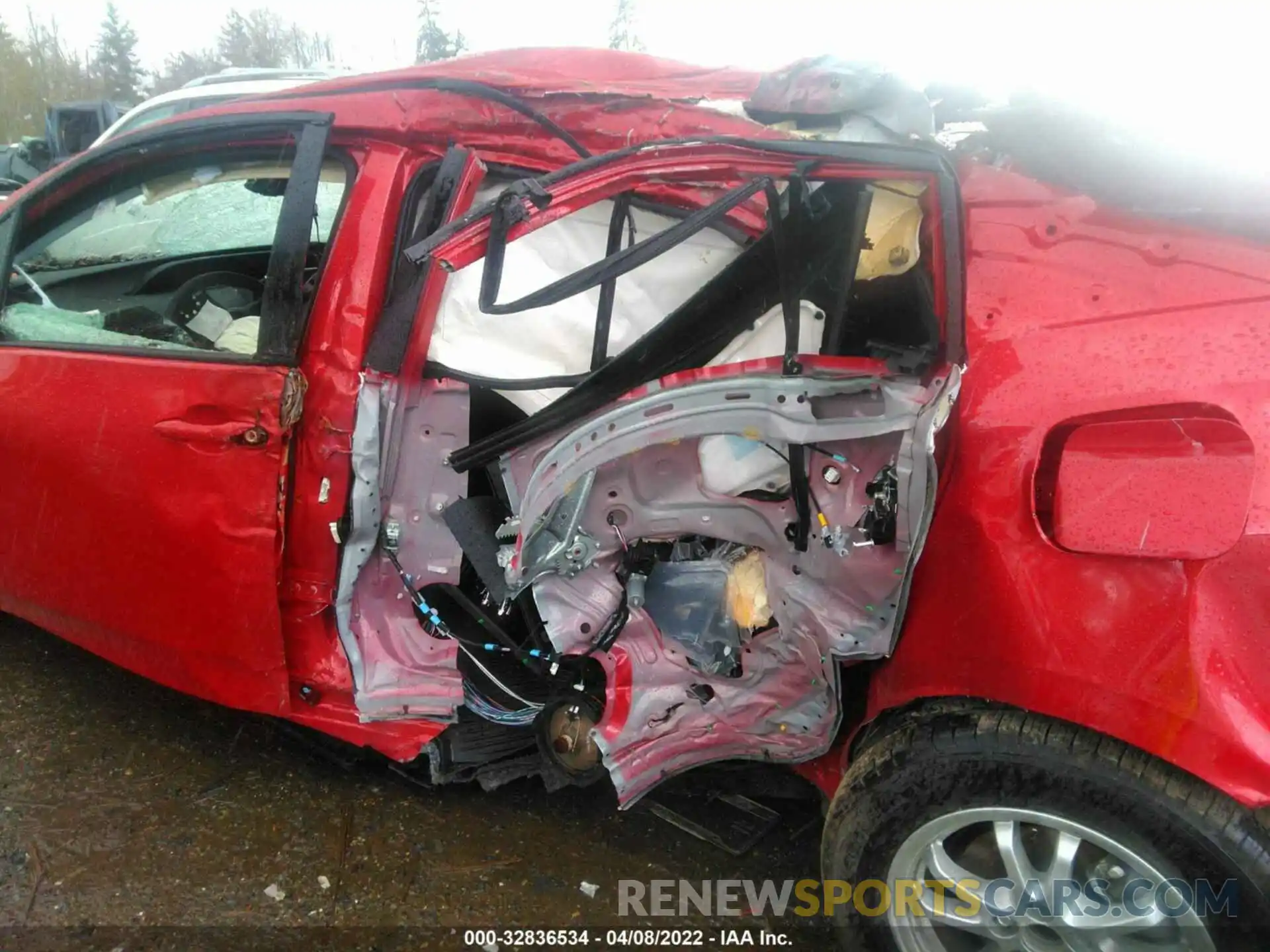 6 Photograph of a damaged car JTDKAMFP7N3208206 TOYOTA PRIUS PRIME 2022