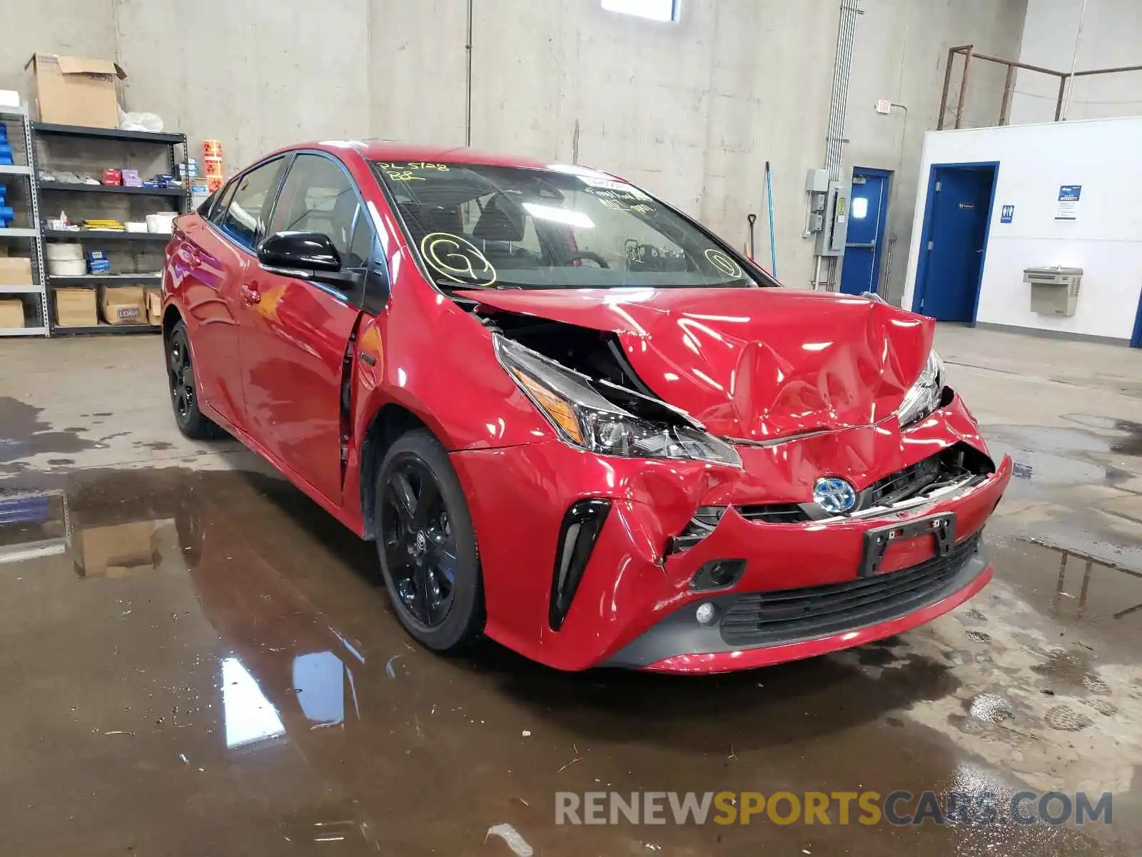 1 Photograph of a damaged car JTDKAMFU1M3129604 TOYOTA PRIUS XLE 2021